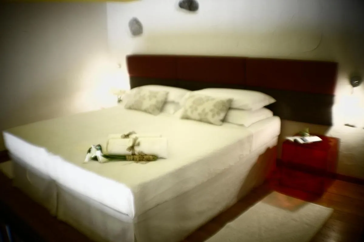 Bedroom, Bed in Il Giardino Degli Aranci