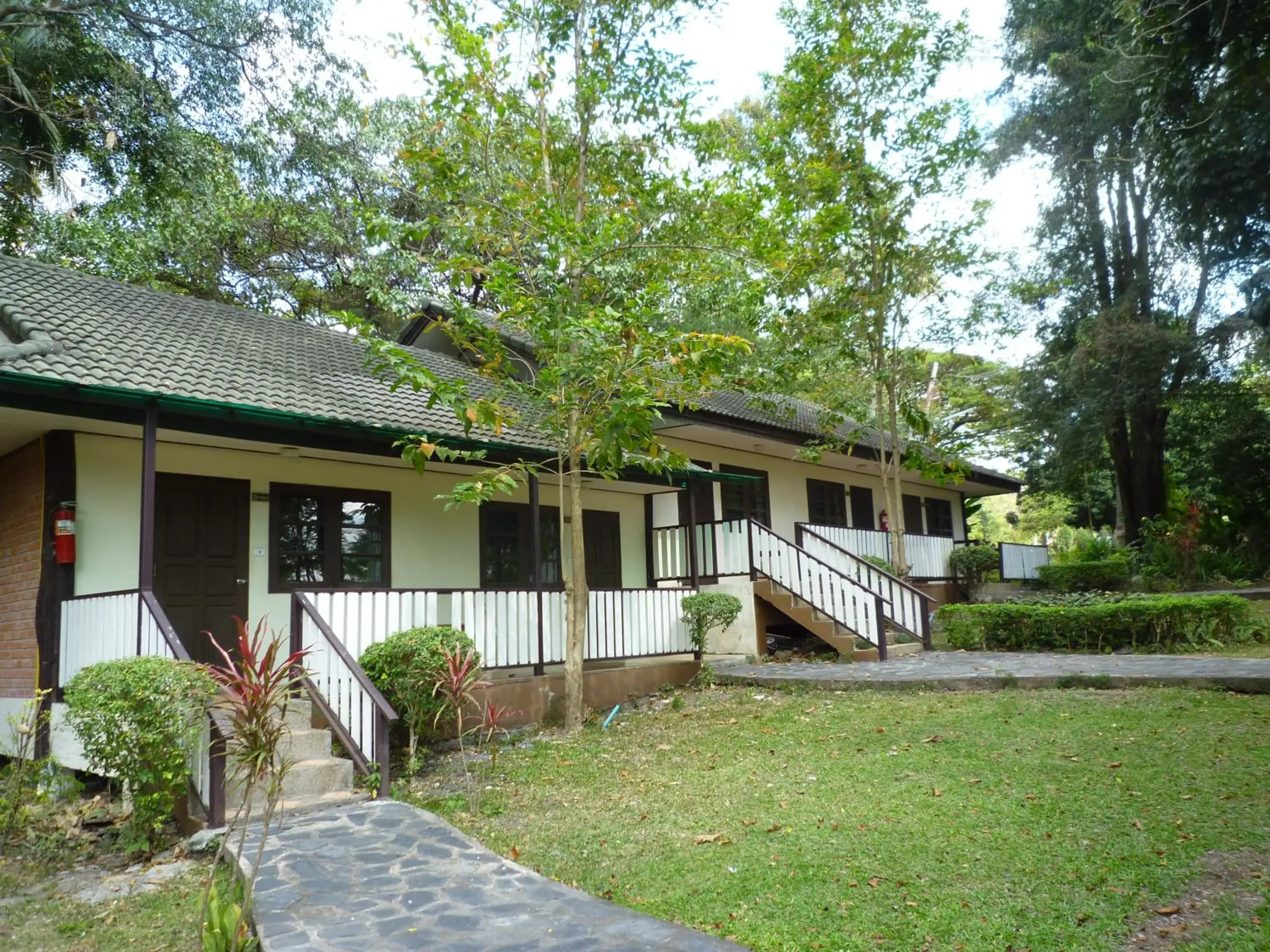 Superior Twin Room with Garden View in Muaklek Paradise Resort Superior Twin Room with Garden View in Muaklek Paradise Resort