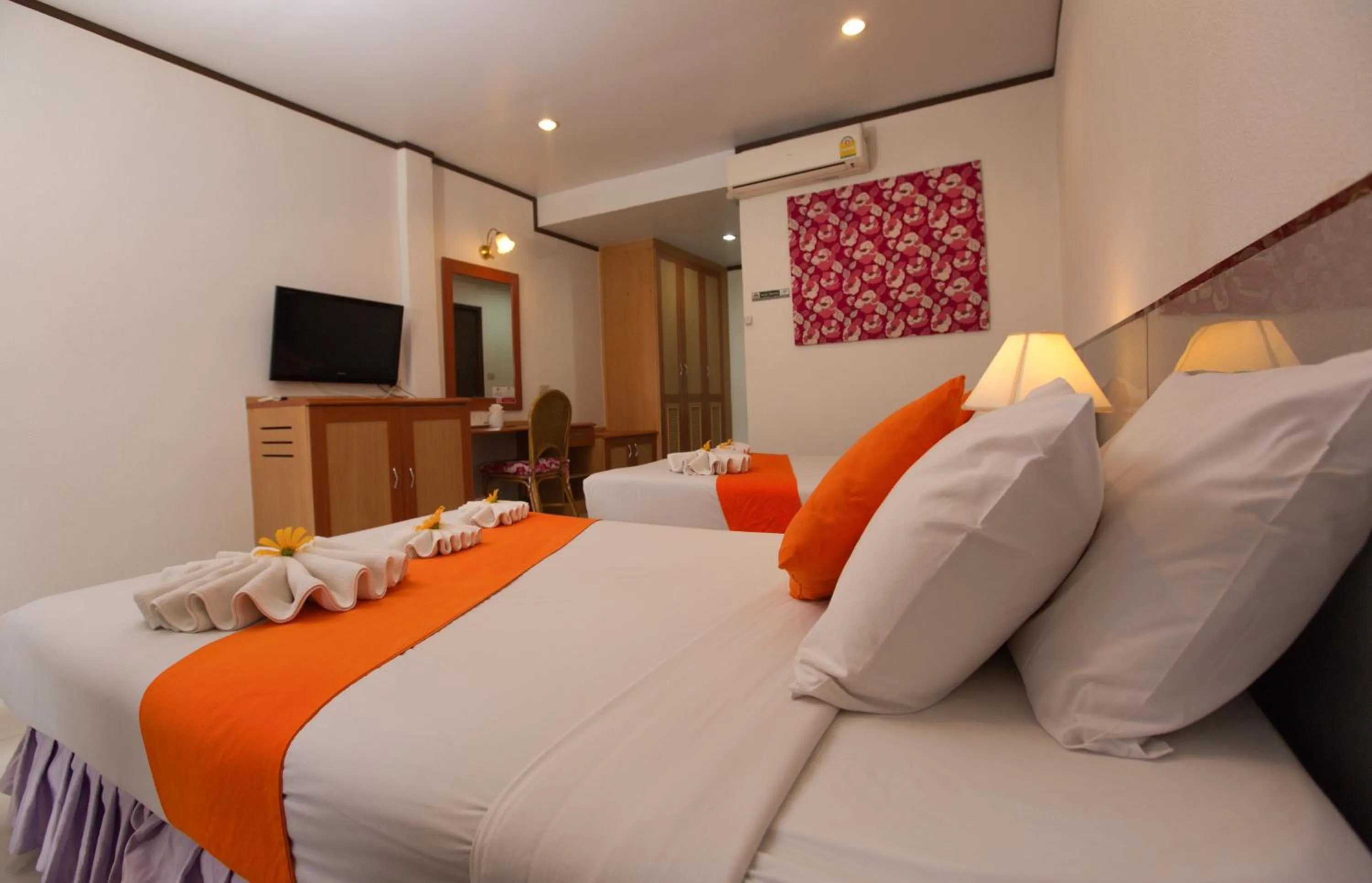 Bed in Muaklek Paradise Resort