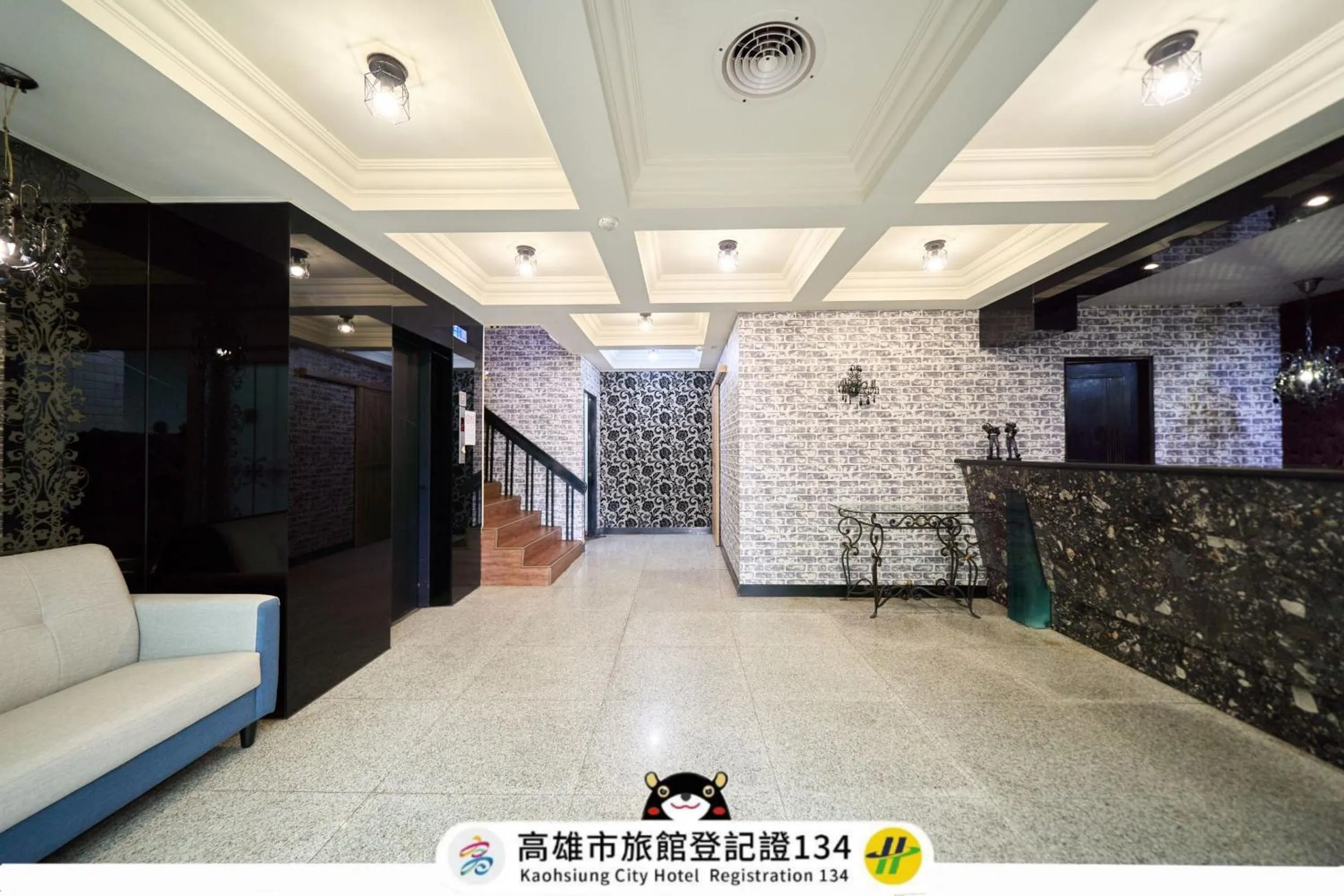 The Riverside Hotel Fashion