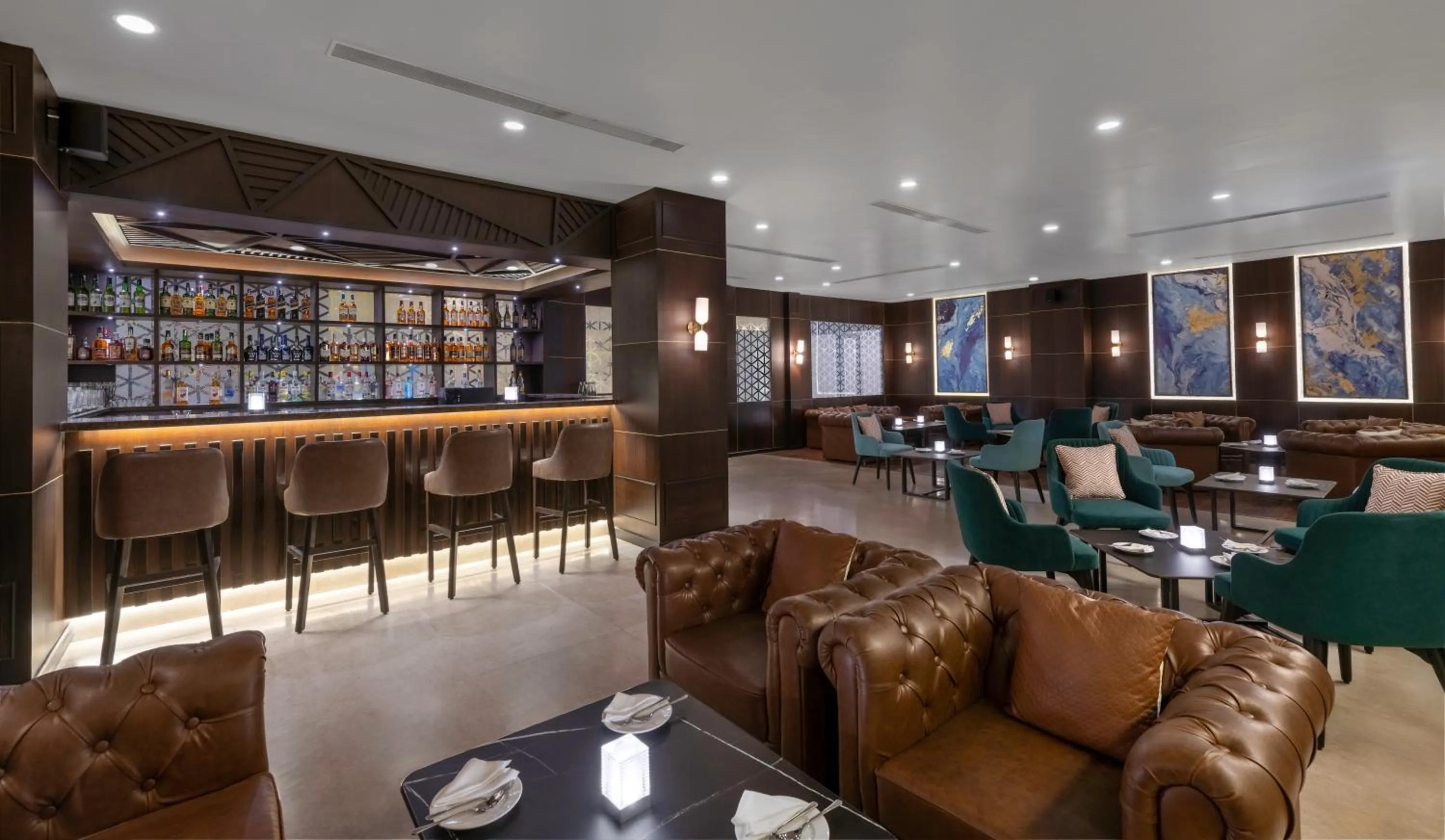 Restaurant/places to eat in Hotel The Bizton