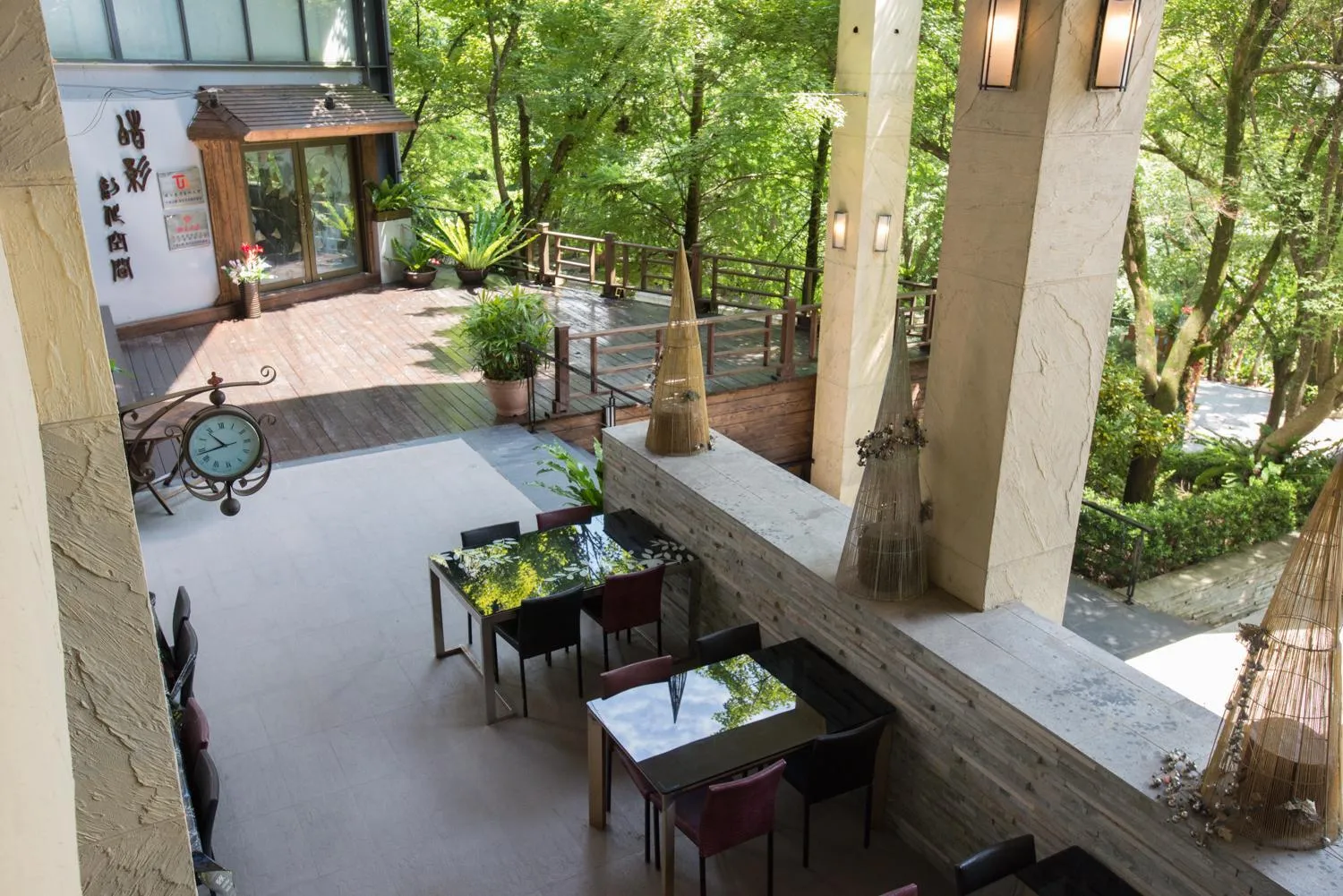 Patio in Cedarwood Villa