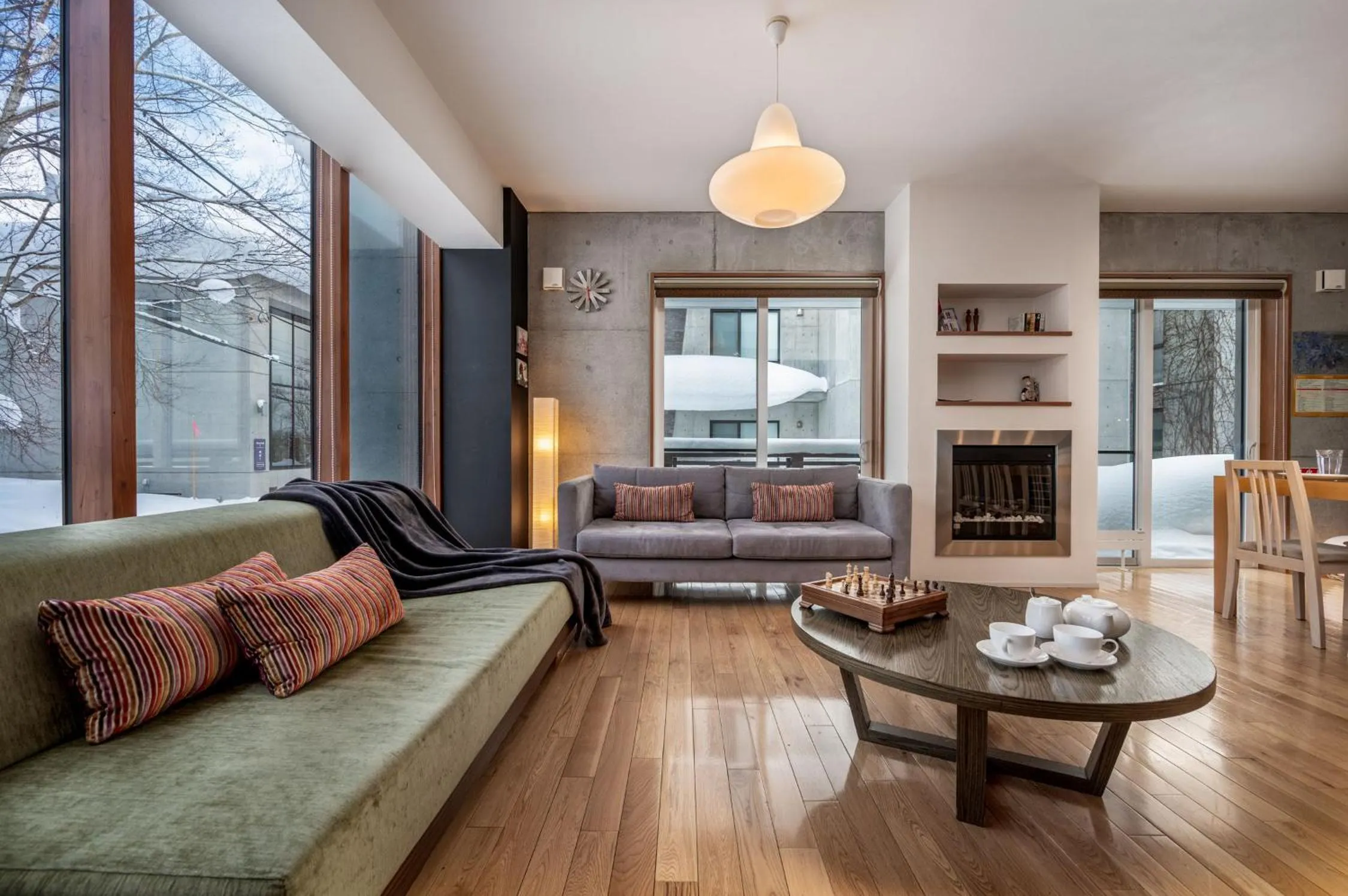 Living room in Kitanishi 2 by H2 Life