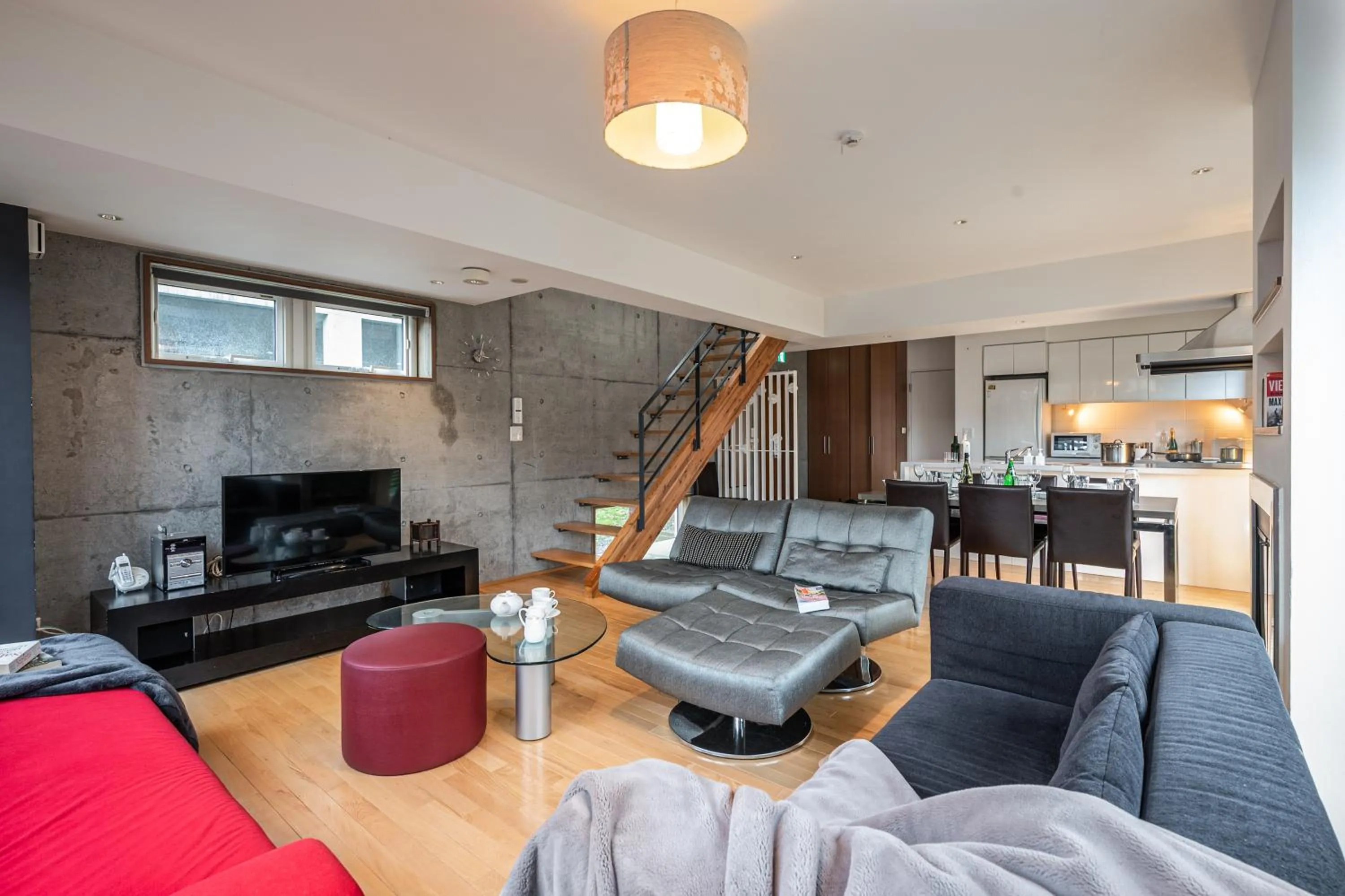 Living room in Yuki Uchi by H2 Life