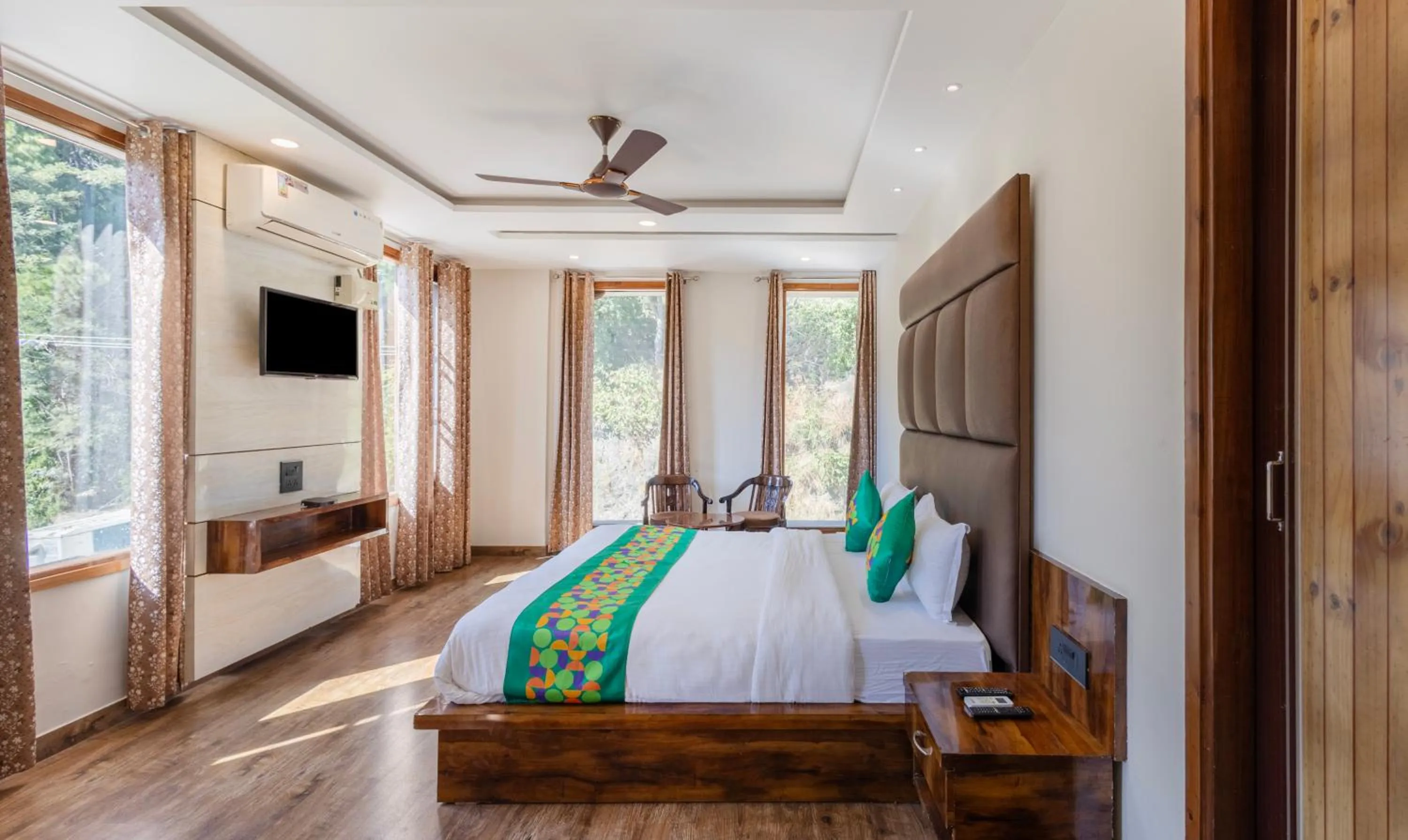 Bedroom, Bed in Treebo Anjukul