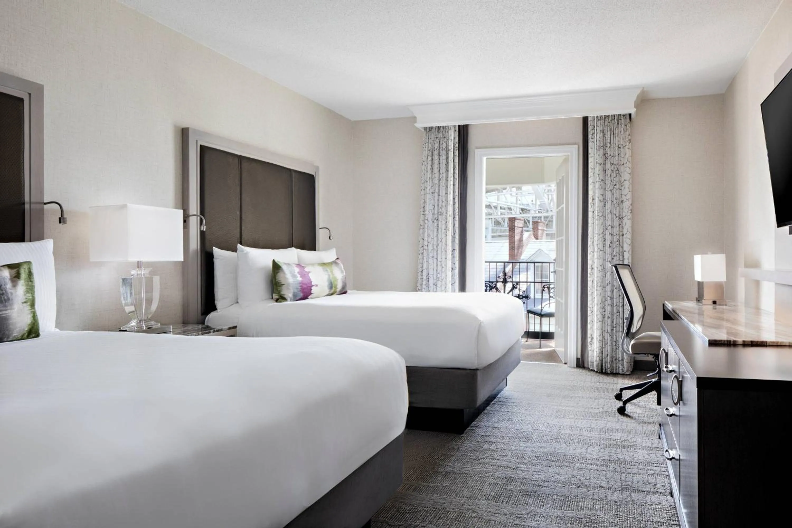 Photo of the whole room, Bed in Gaylord Opryland Resort & Convention Center