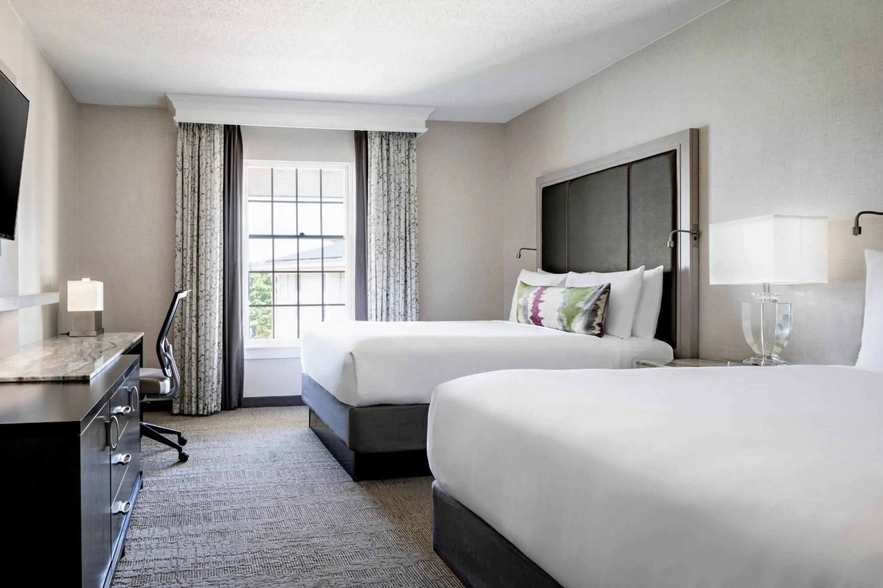 Queen Room with Two Queen Beds and Roll-in Shower - Mobility Accessible in Gaylord Opryland Resort & Convention Center Queen Room with Two Queen Beds and Roll-in Shower - Mobility Accessible in Gaylord Opryland Resort & Convention Center