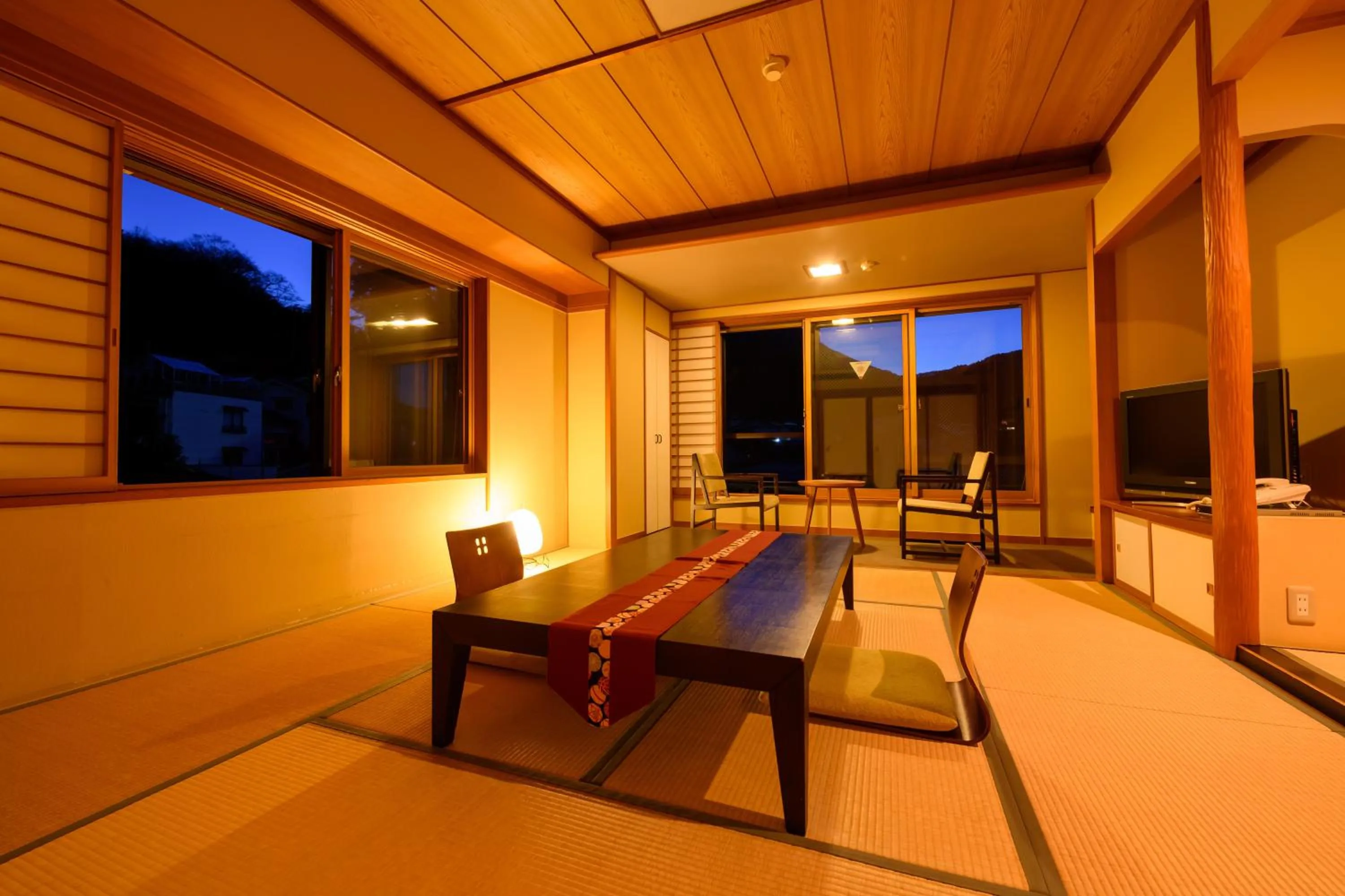 Living room in Tamaya Ryokan