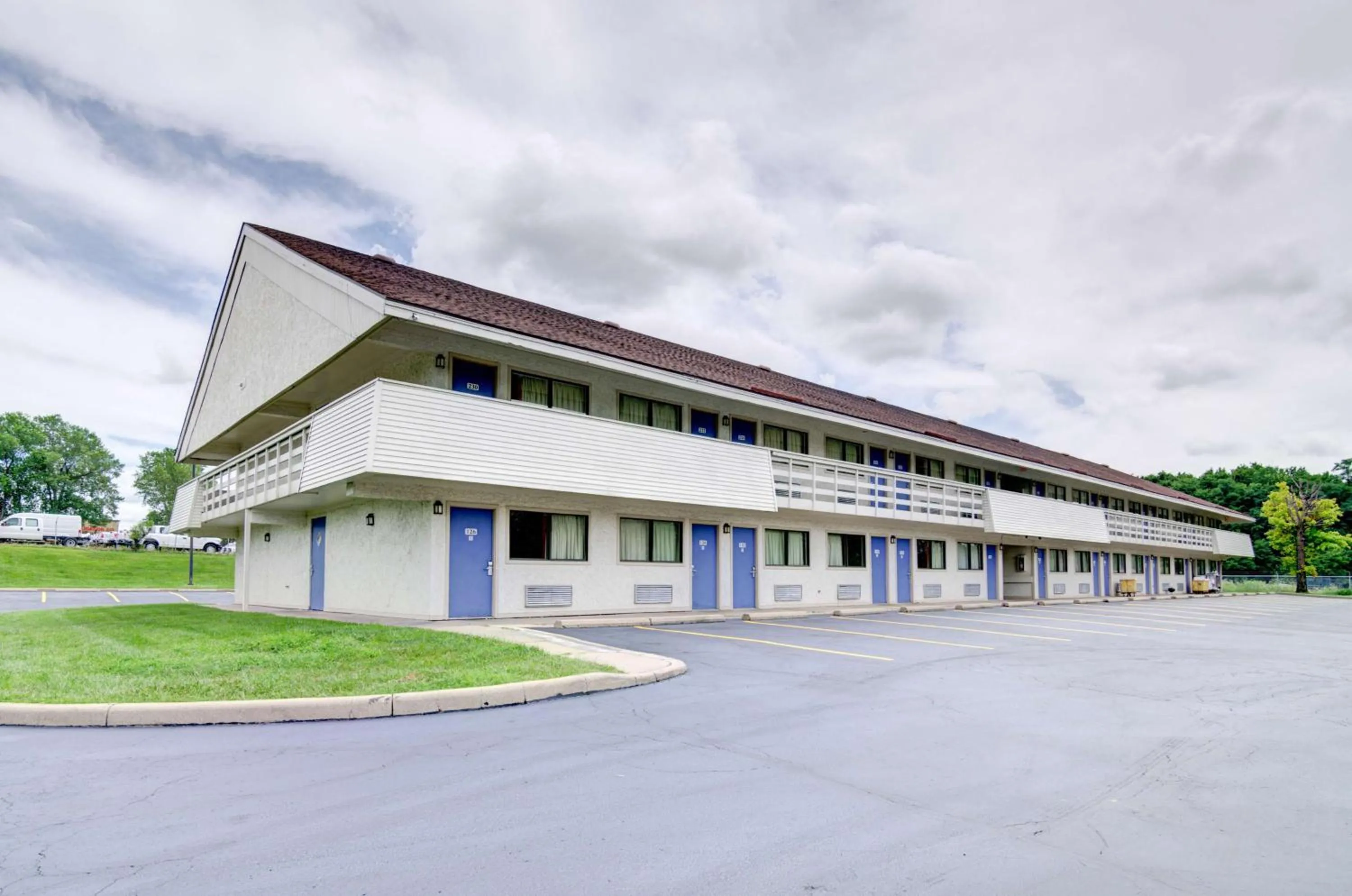 Property building in Motel 6-Kansas City, MO