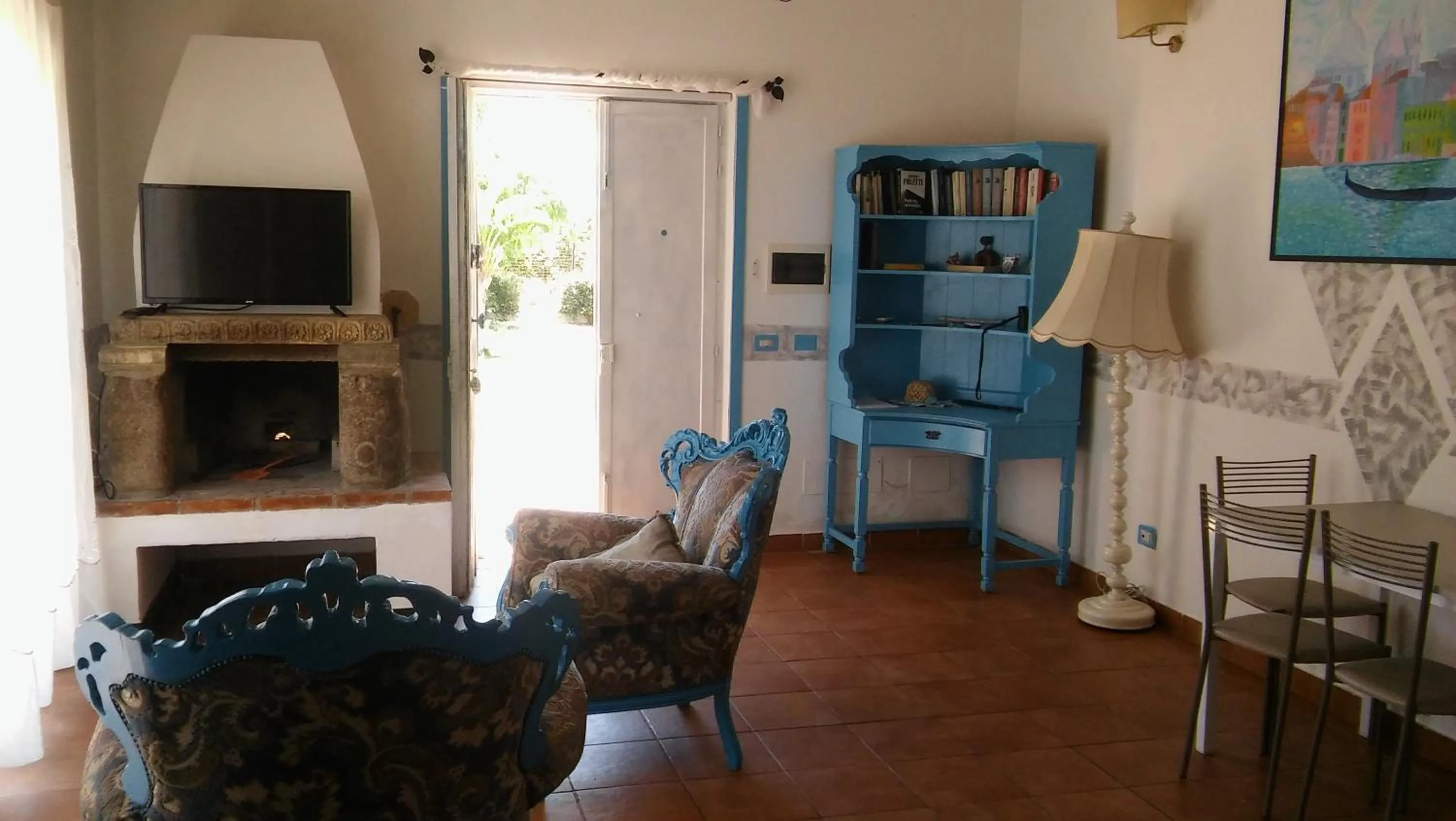 Seating area in Aranceto Hotel