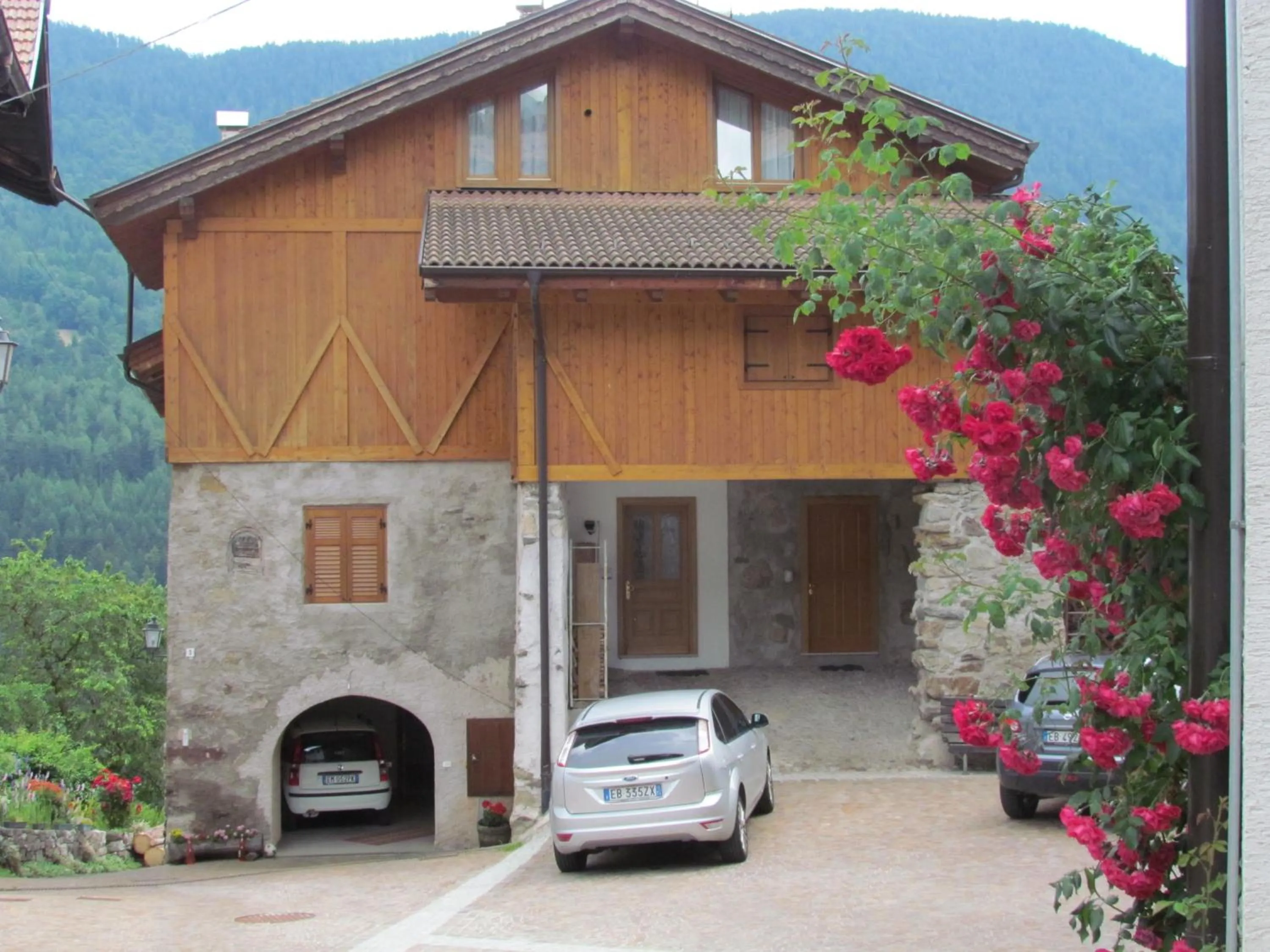 Facade/entrance in Appartamenti Rumo