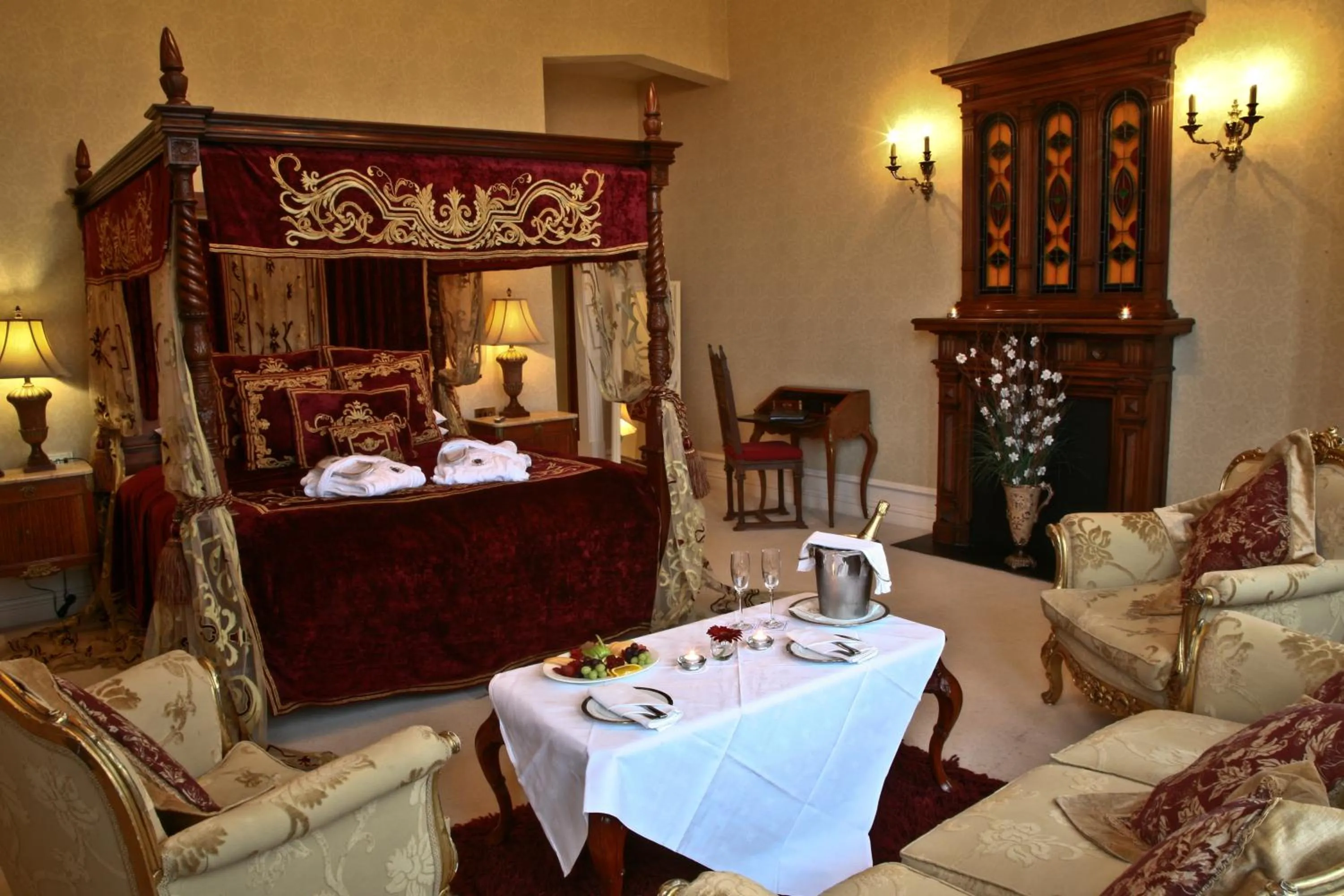 Bedroom in Kilronan Castle Hotel & Spa