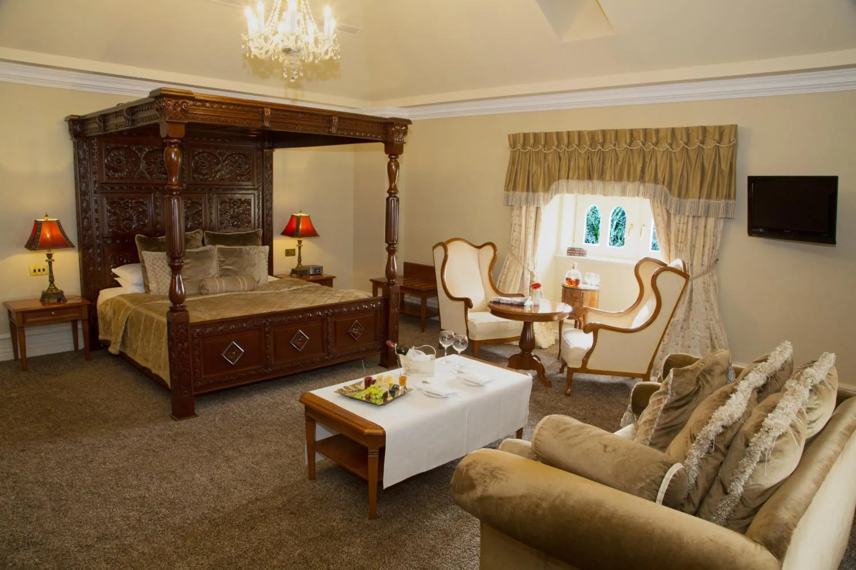Castle Suite in Kilronan Castle Hotel & Spa Castle Suite in Kilronan Castle Hotel & Spa