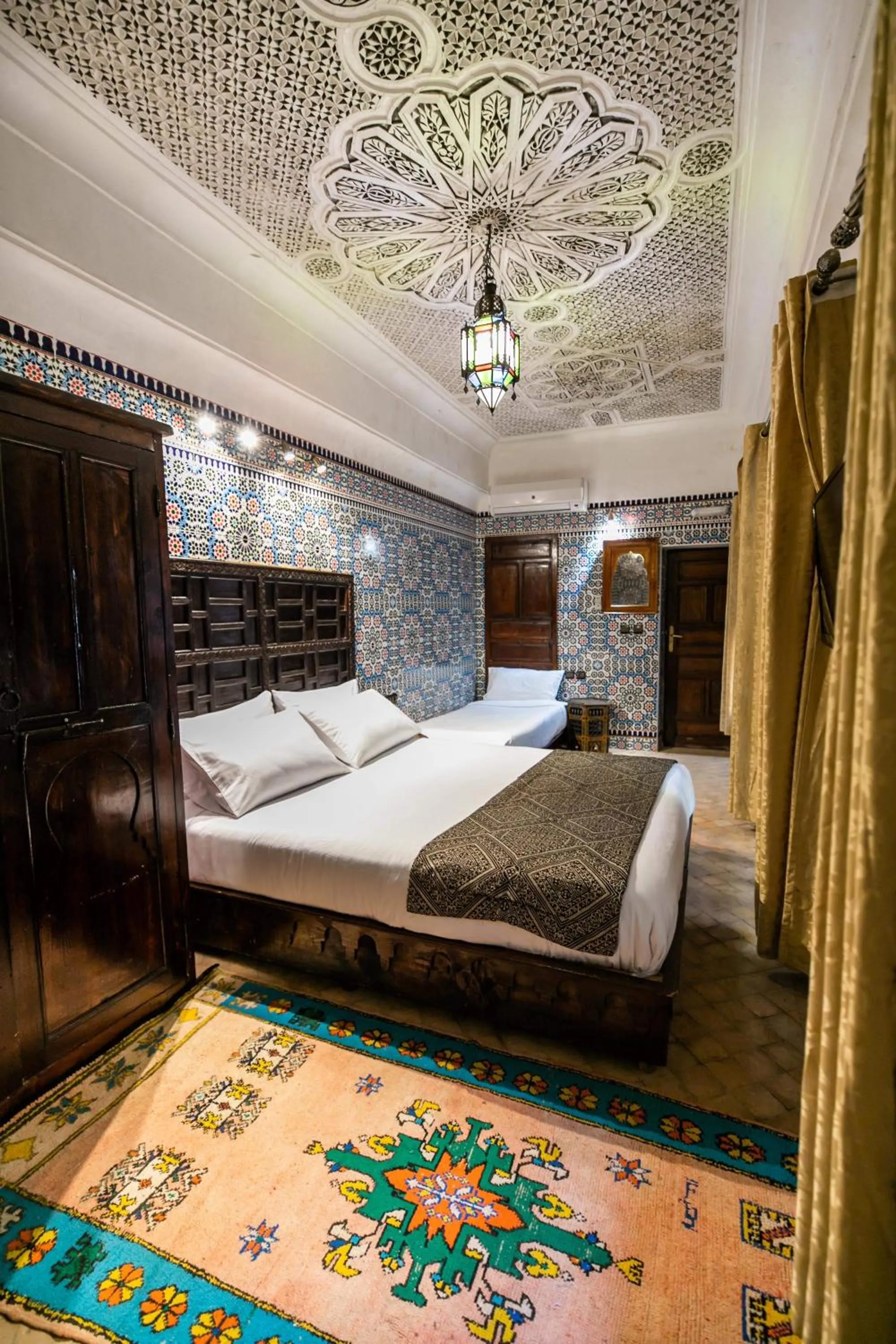 Bed in Riad Fes Aicha & SPA