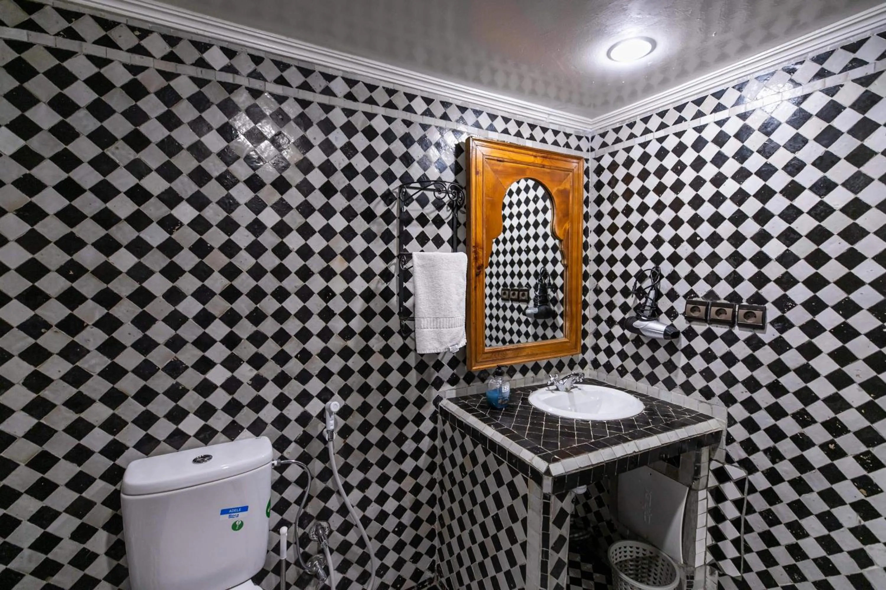 Bathroom in Riad Fes Aicha & SPA