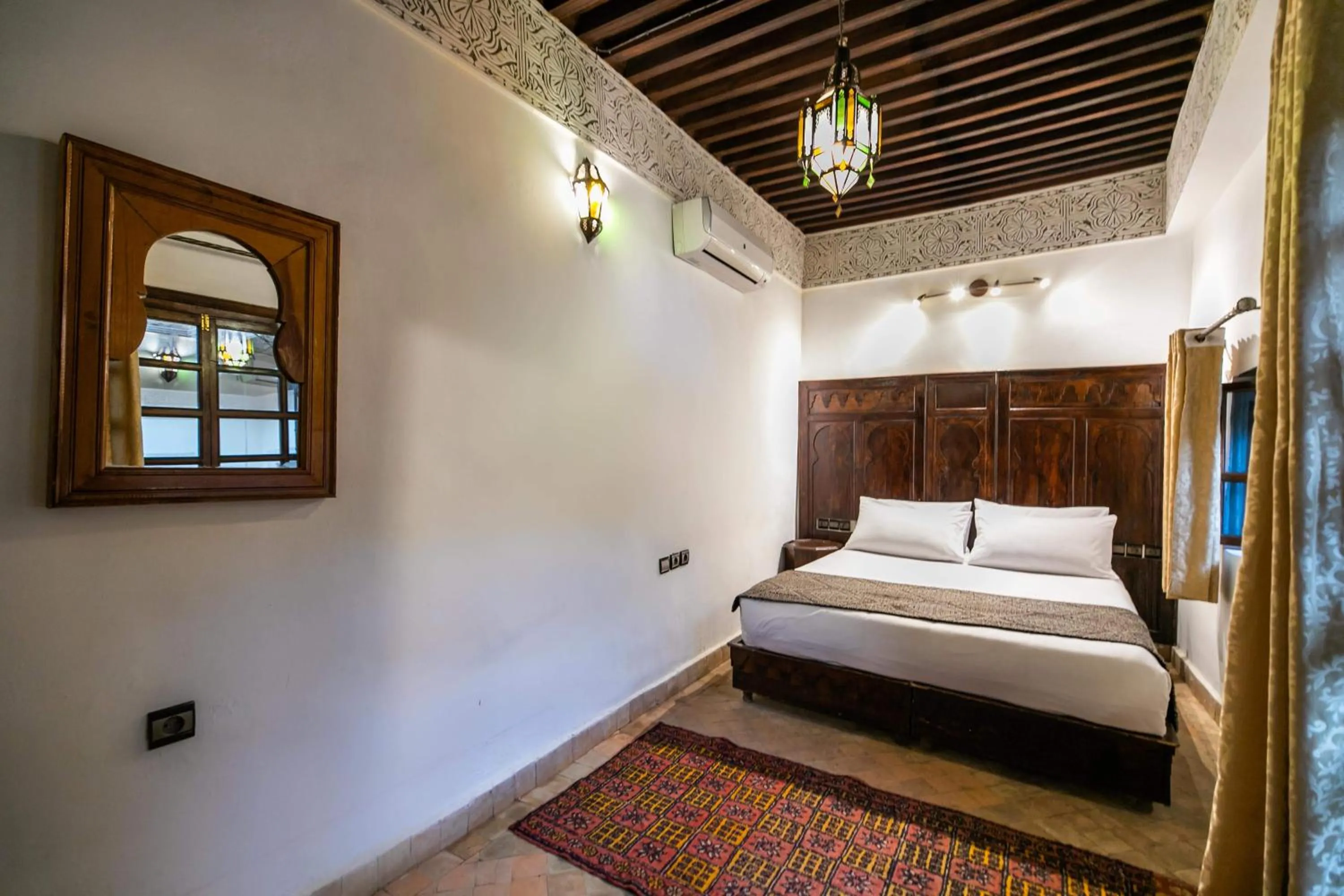 Photo of the whole room, Bed in Riad Fes Aicha & SPA