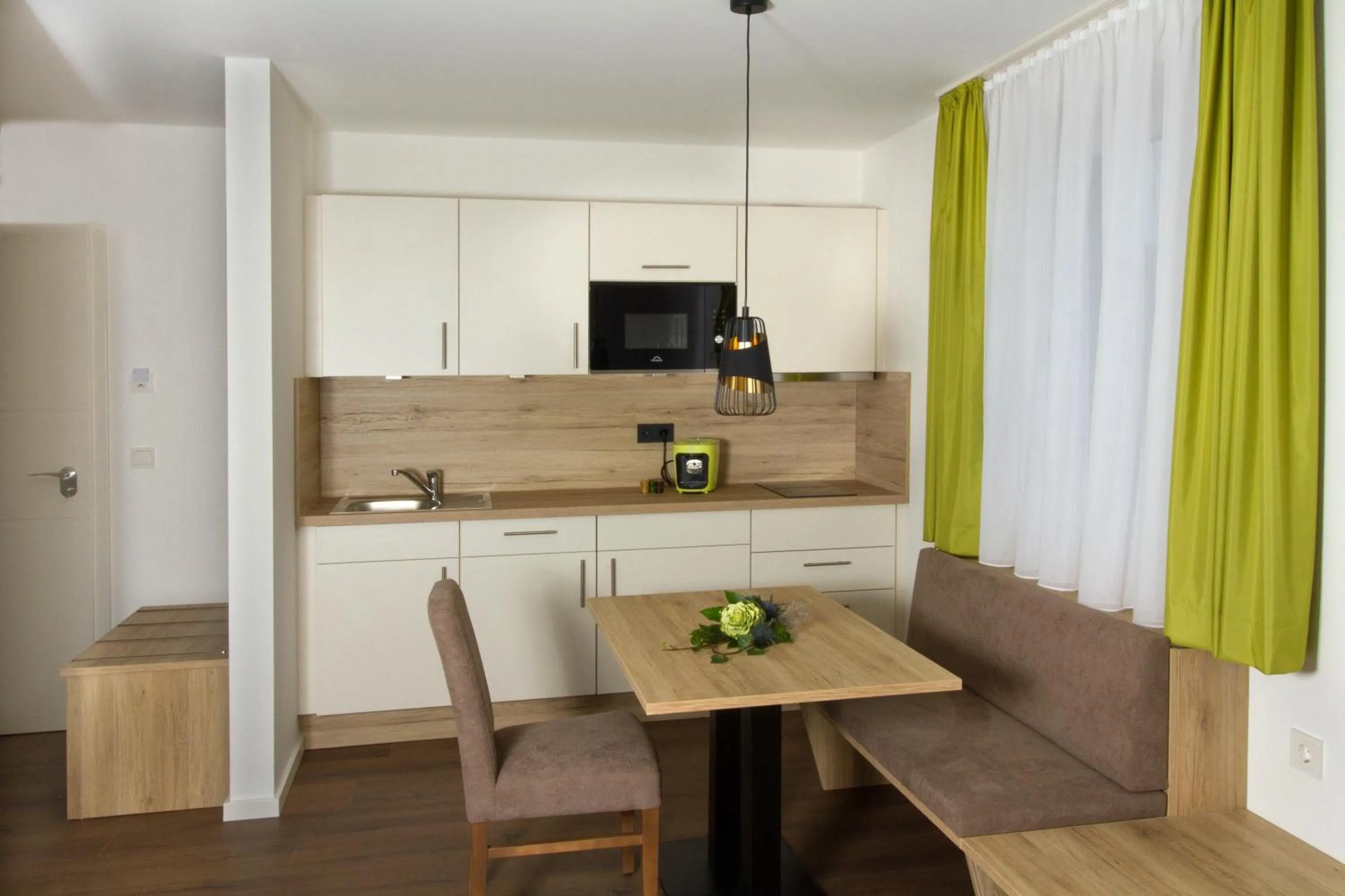 Kitchen or kitchenette in Living Hallertau