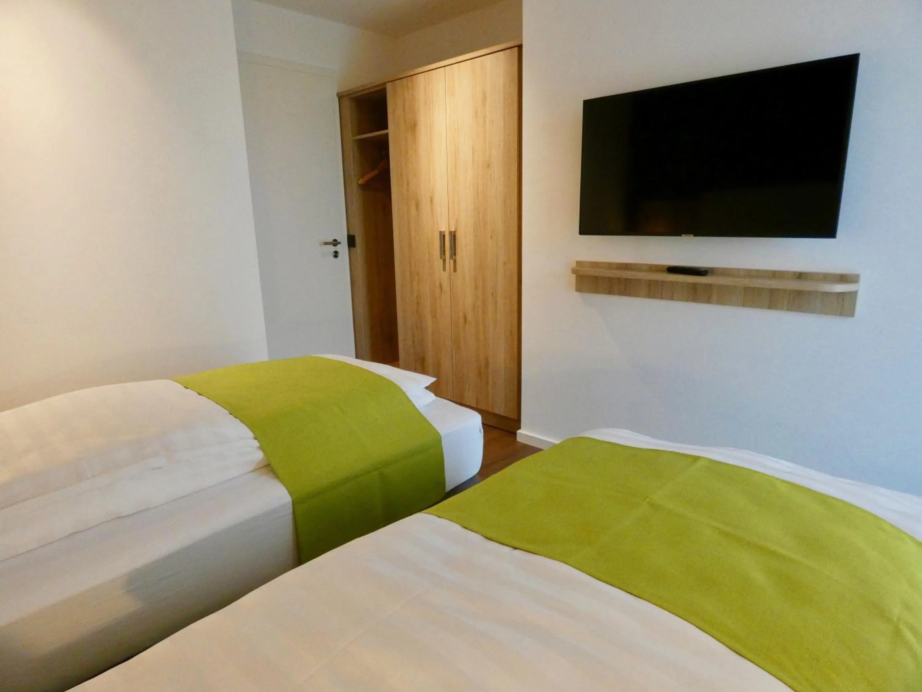 TV and multimedia, Bed in Living Hallertau