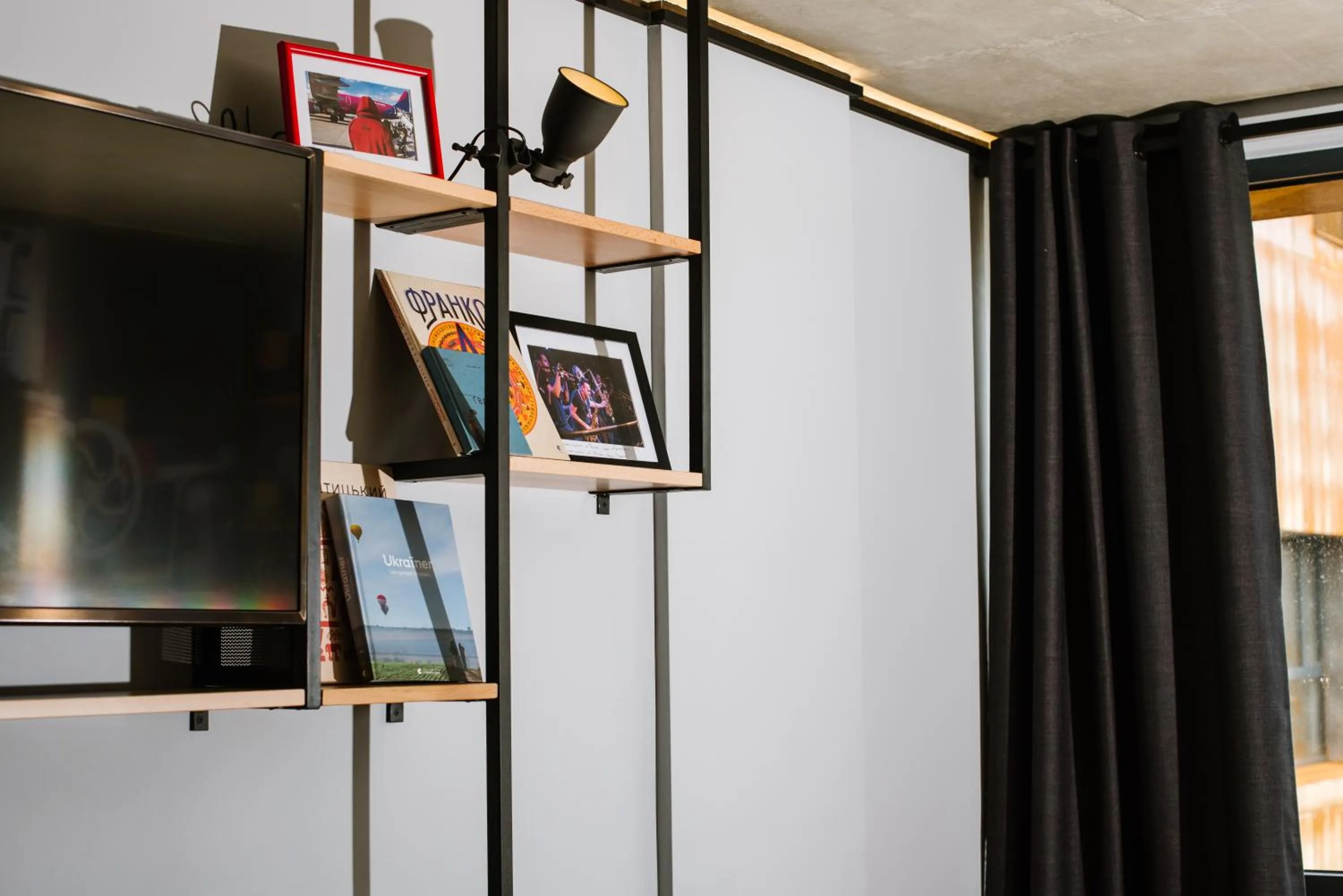 Communal lounge/ TV room in !FEST Hotel