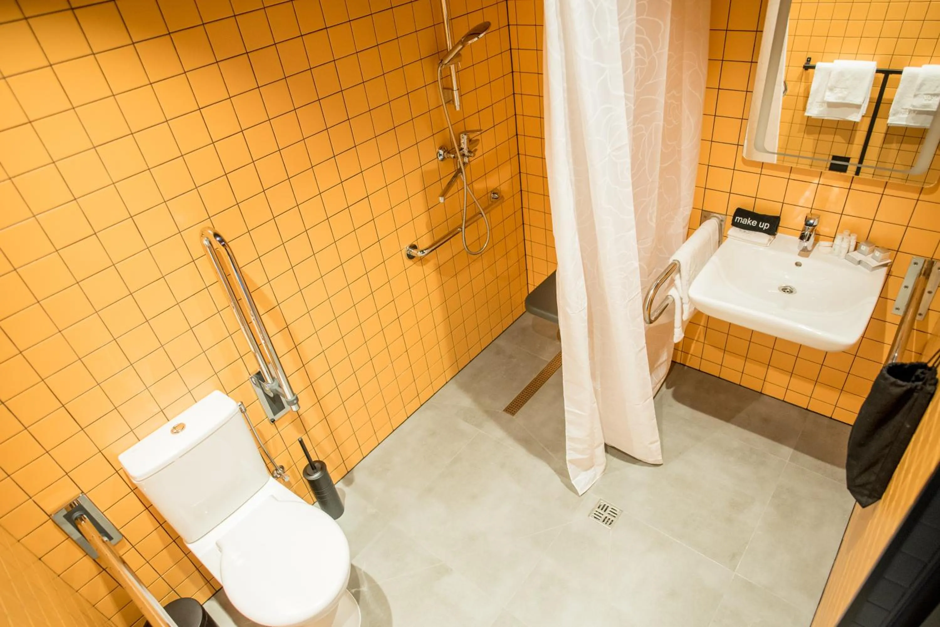 Facility for disabled guests in !FEST Hotel