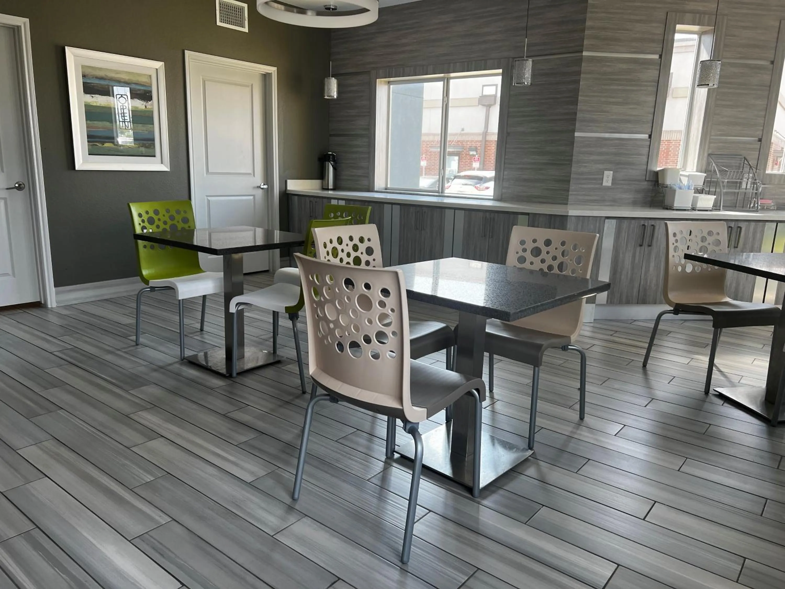 Breakfast in Hotel Blue Spring