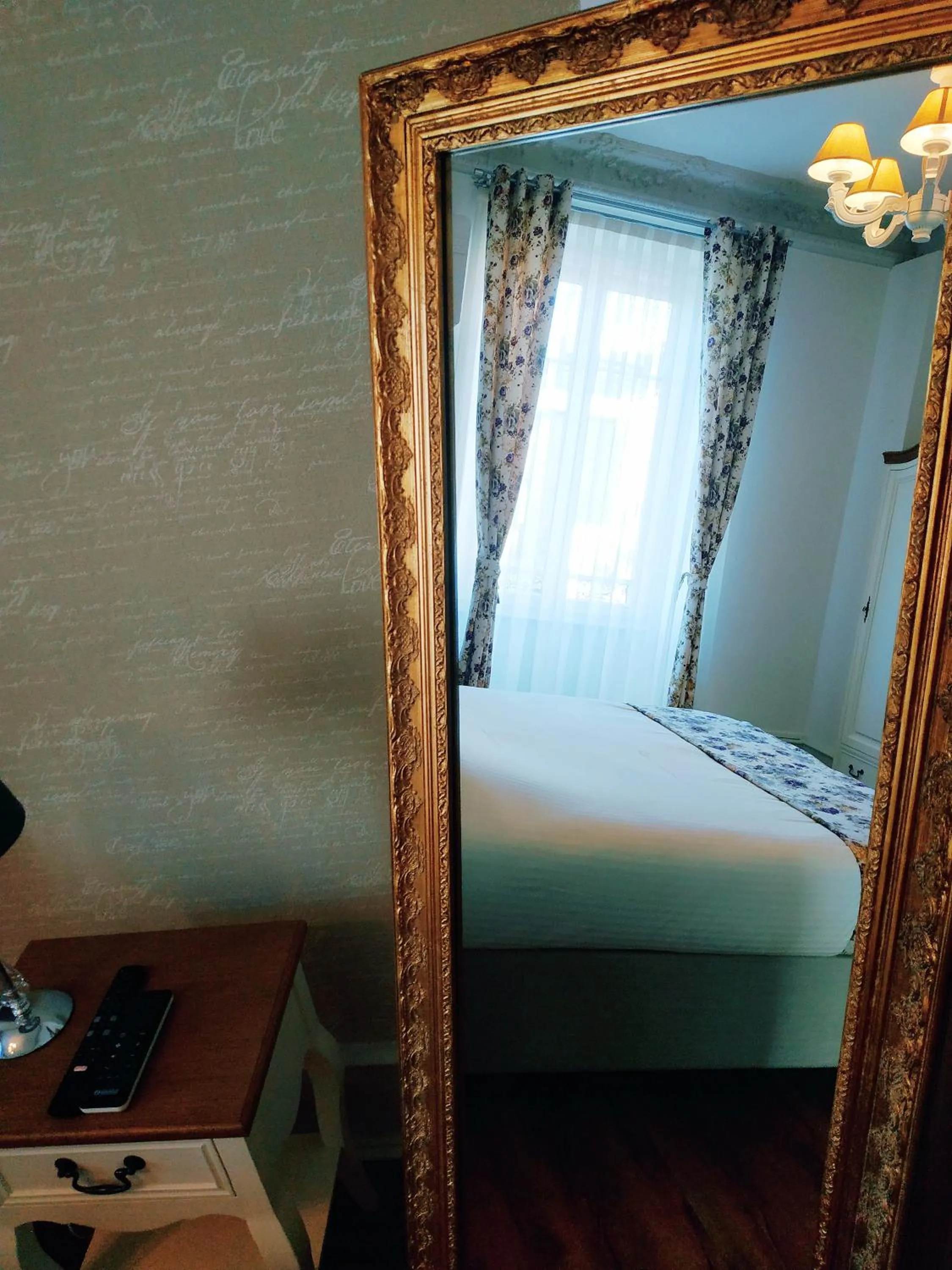 Bed in Colmar Suites - Résidence