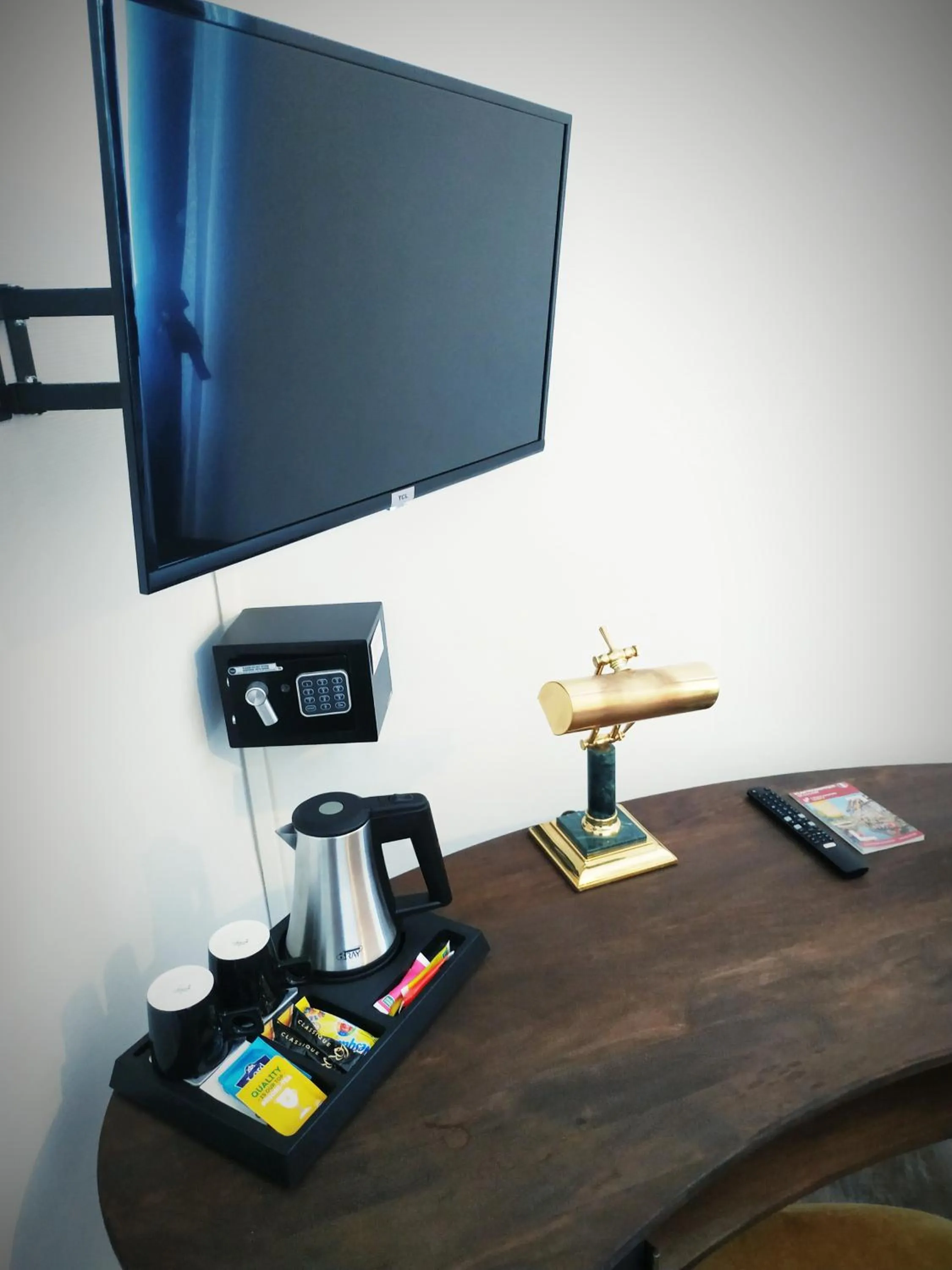 TV and multimedia in Colmar Suites - Résidence