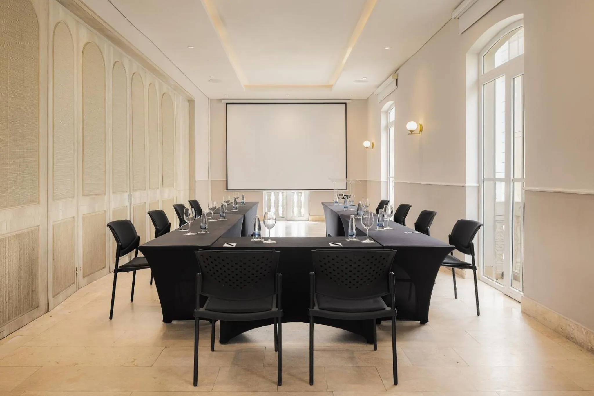 Meeting/conference room in Ermita Cartagena, a Tribute Portfolio Hotel