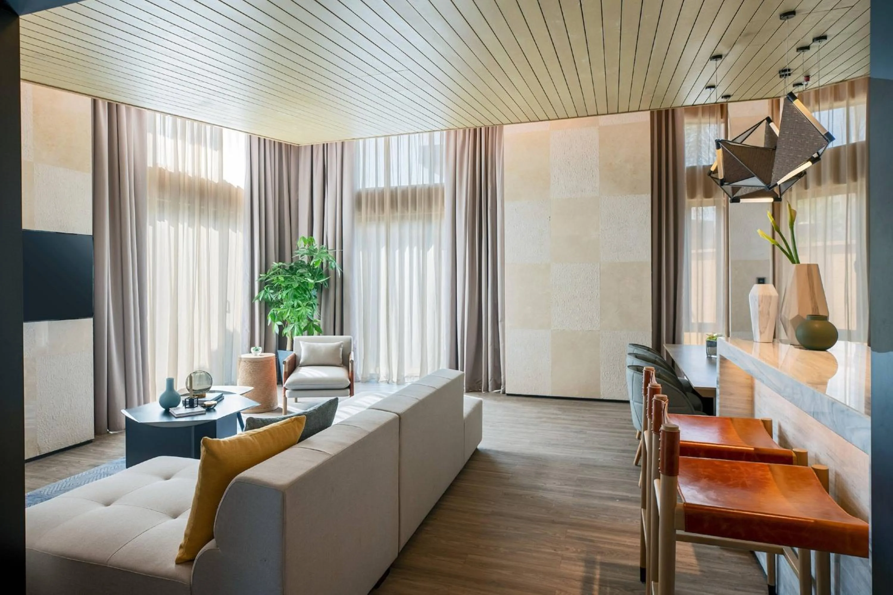 Living room in Renaissance Xiamen Hotel