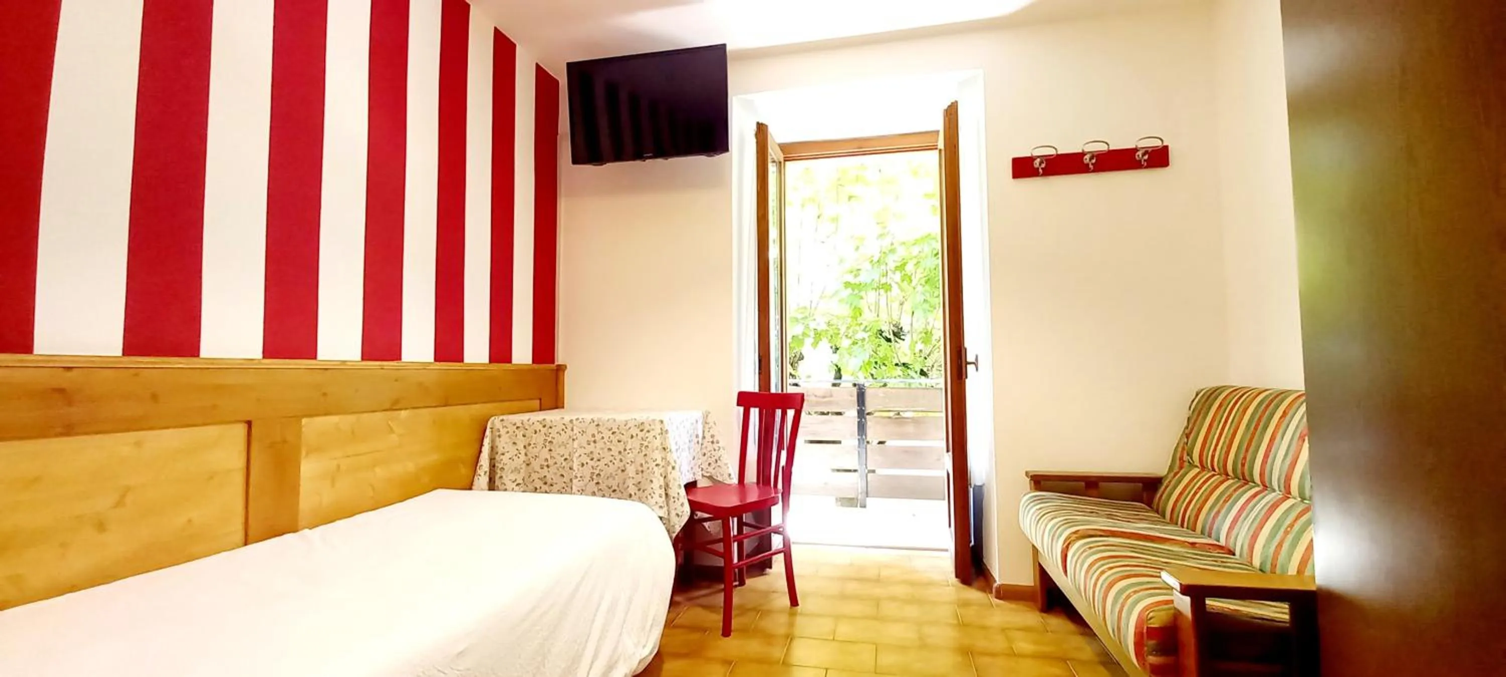 Bedroom, Bed in Hotel Paganella