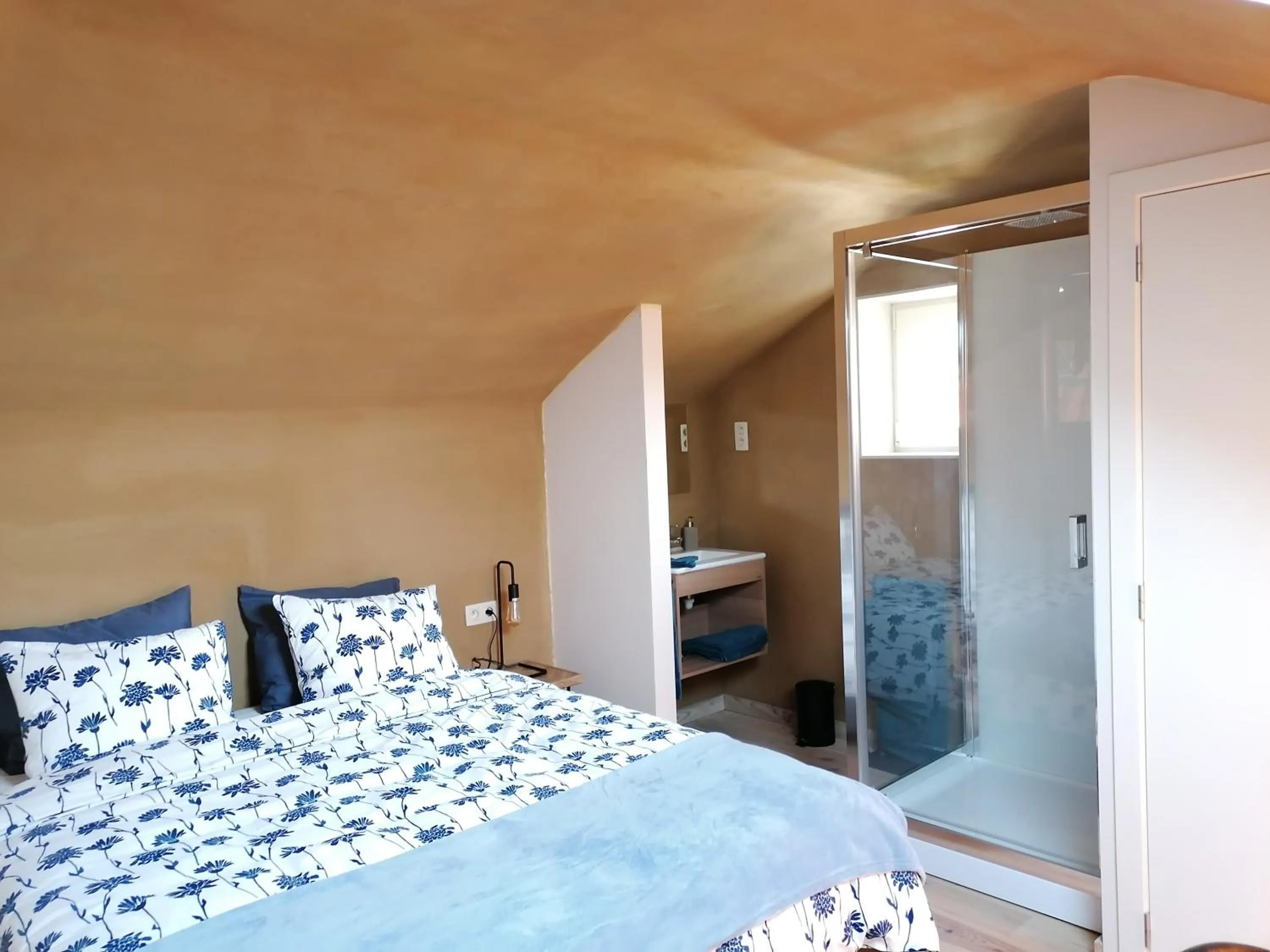 Photo of the whole room, Bed in B&B Leybeeckhof