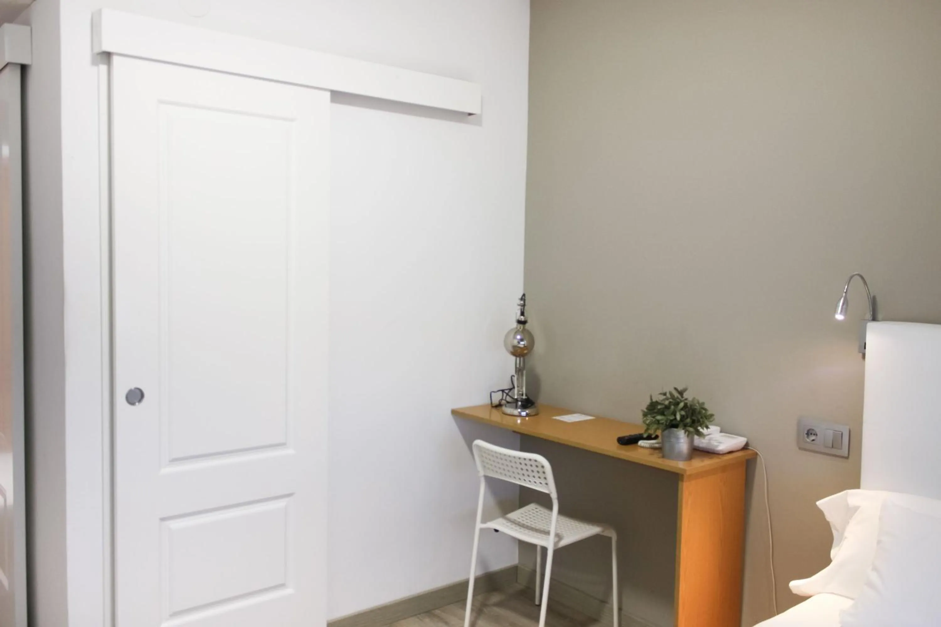 Decorative detail, Bed in Hotel Castilla Torrijos