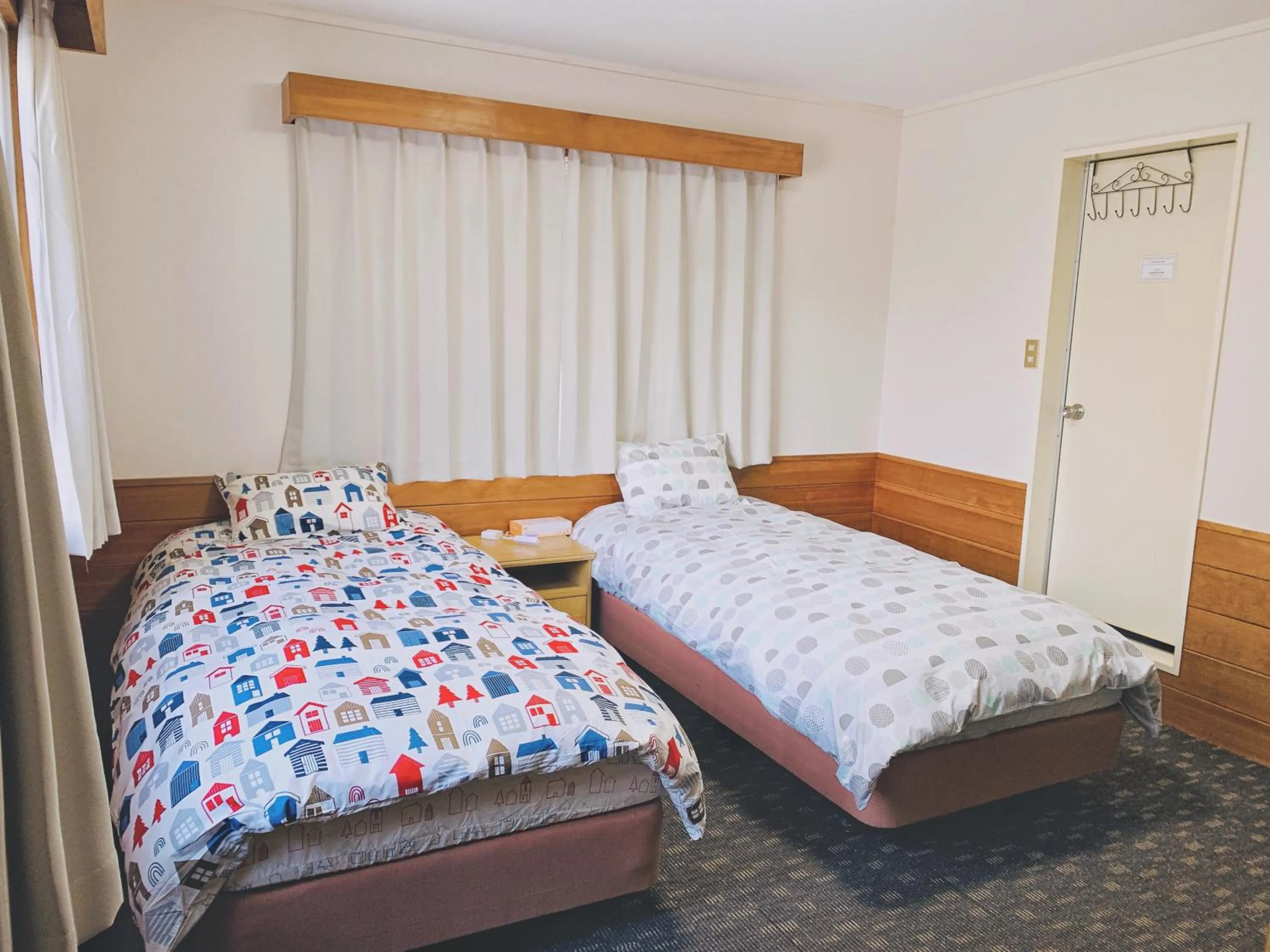 Bedroom, Bed in Snow Elephant