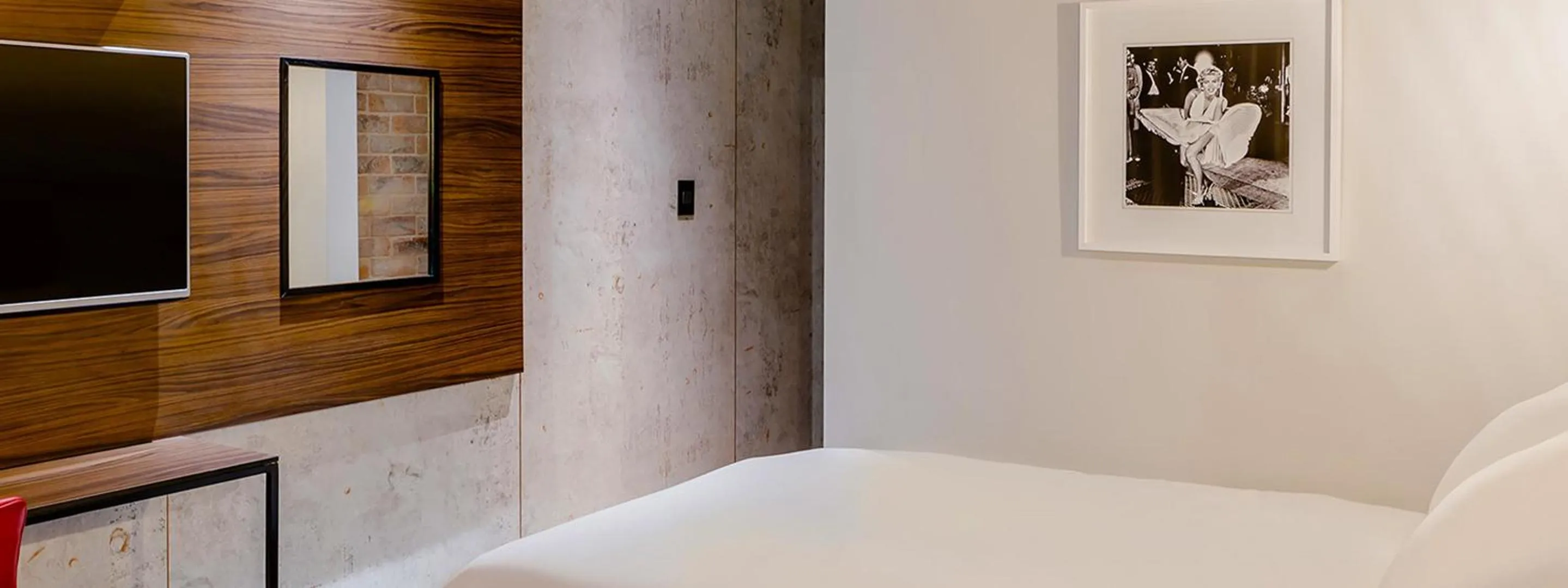 Bedroom, Bed in Hotel Perte at Montecasino