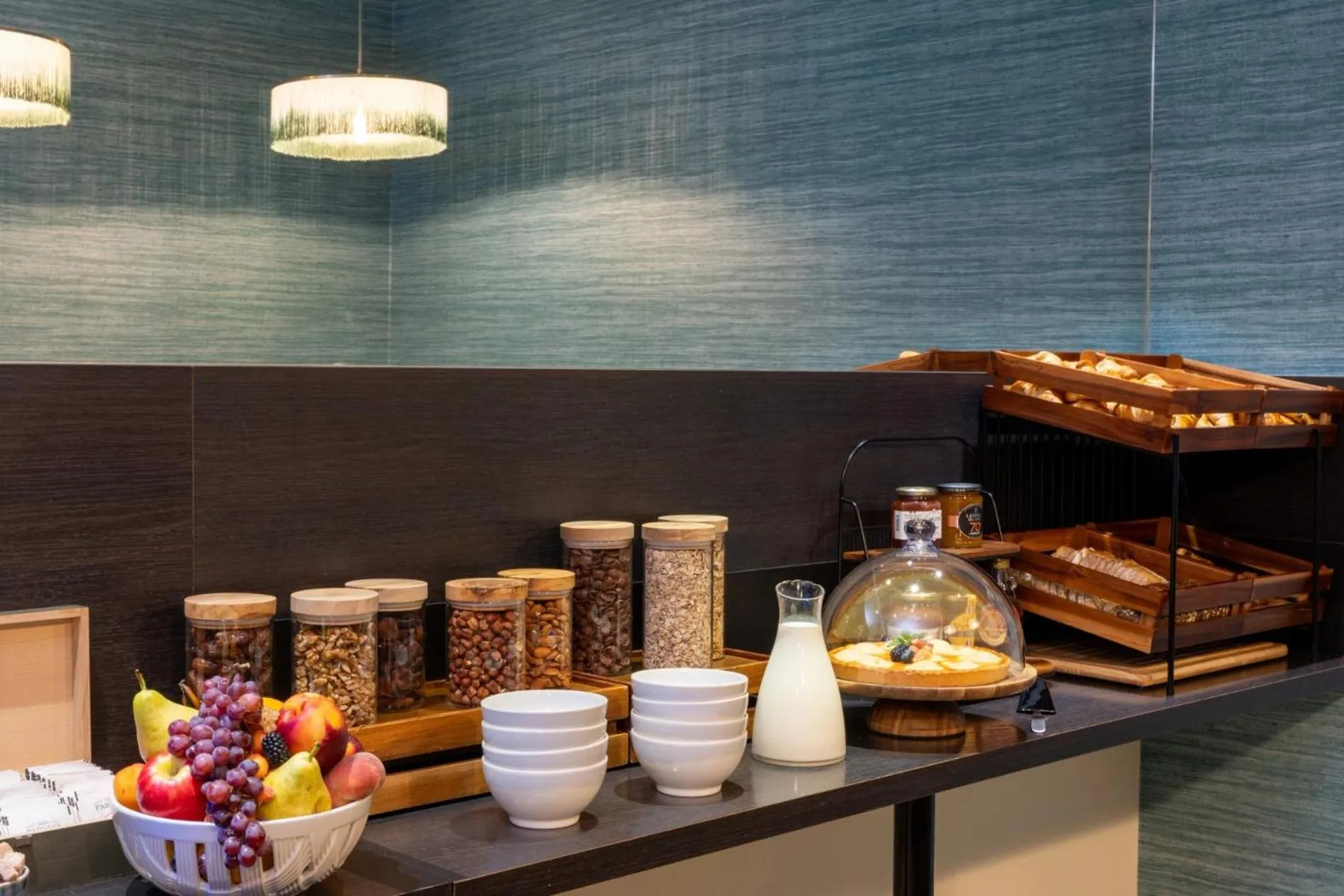 Breakfast in Midnight Hôtel Paris