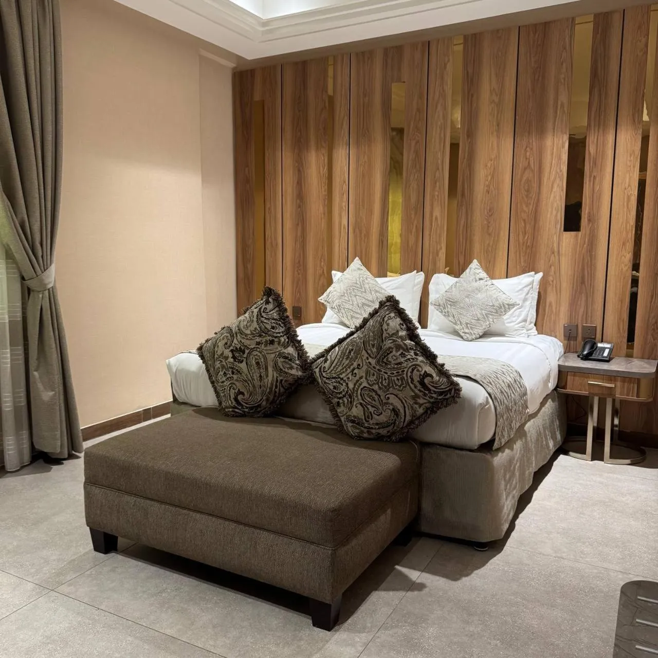 Bed in Midan Hotel & Suites Al Aziziya
