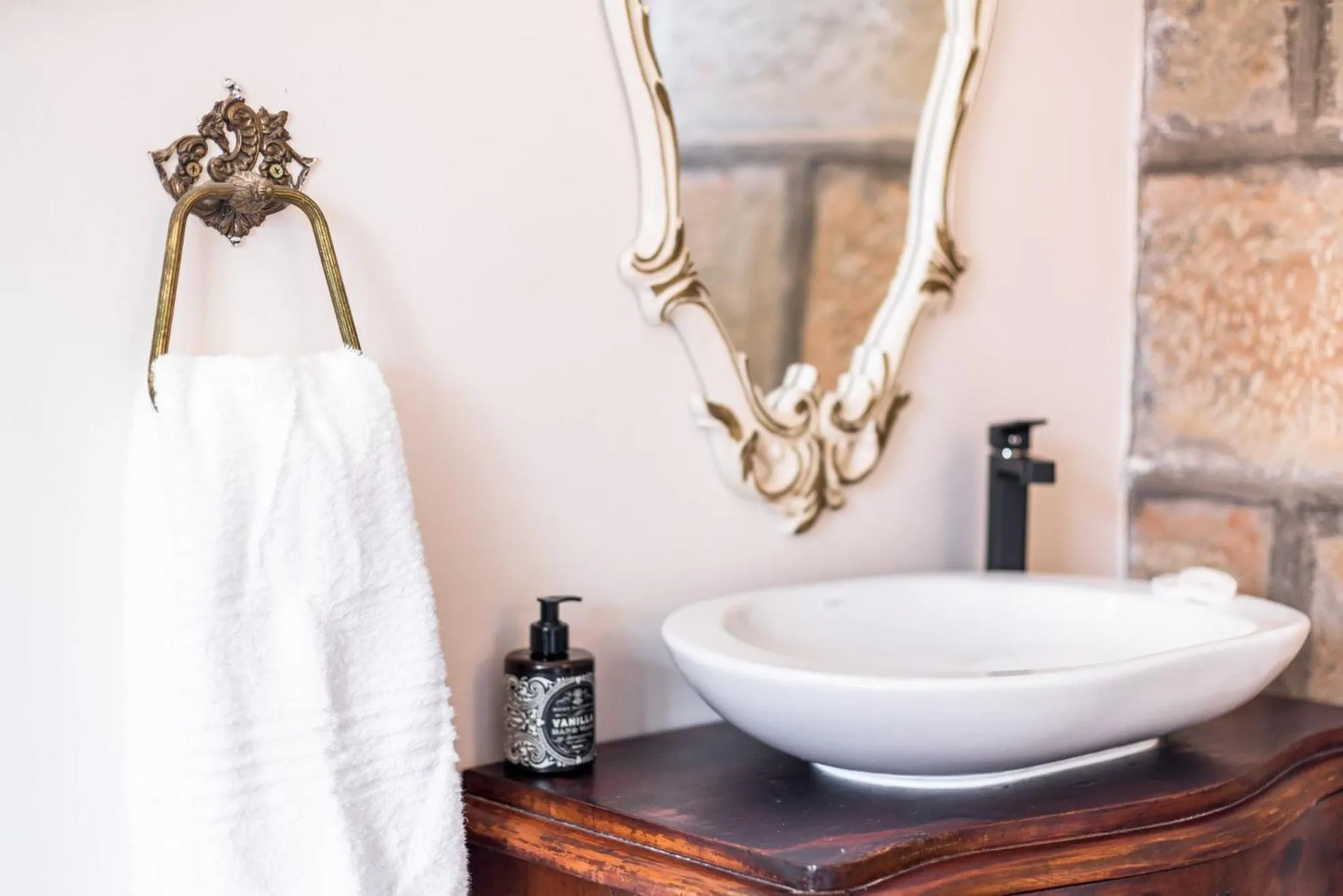 Welgeluk Feather Palace