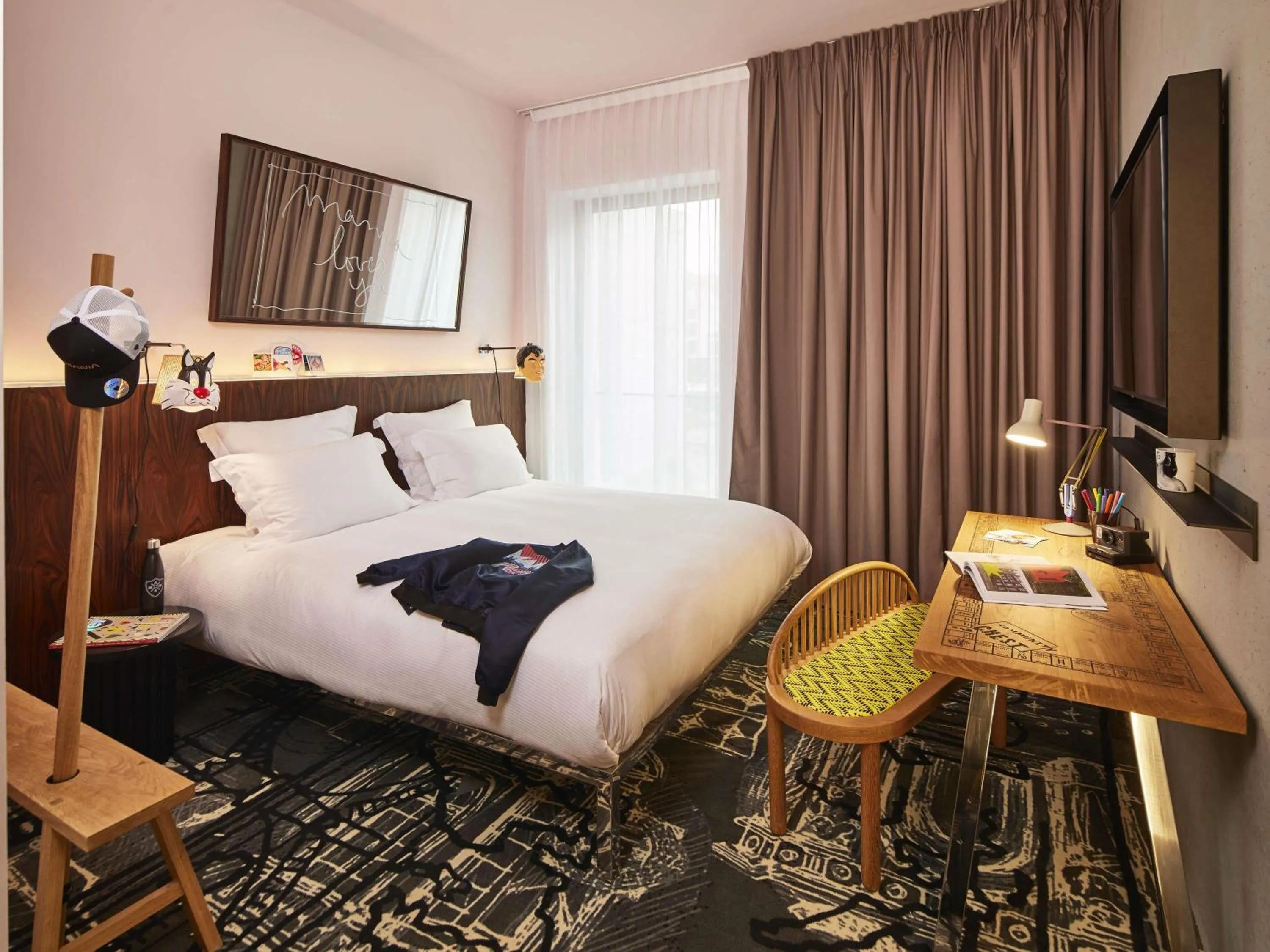 Property building, Bed in Mama Shelter Luxembourg