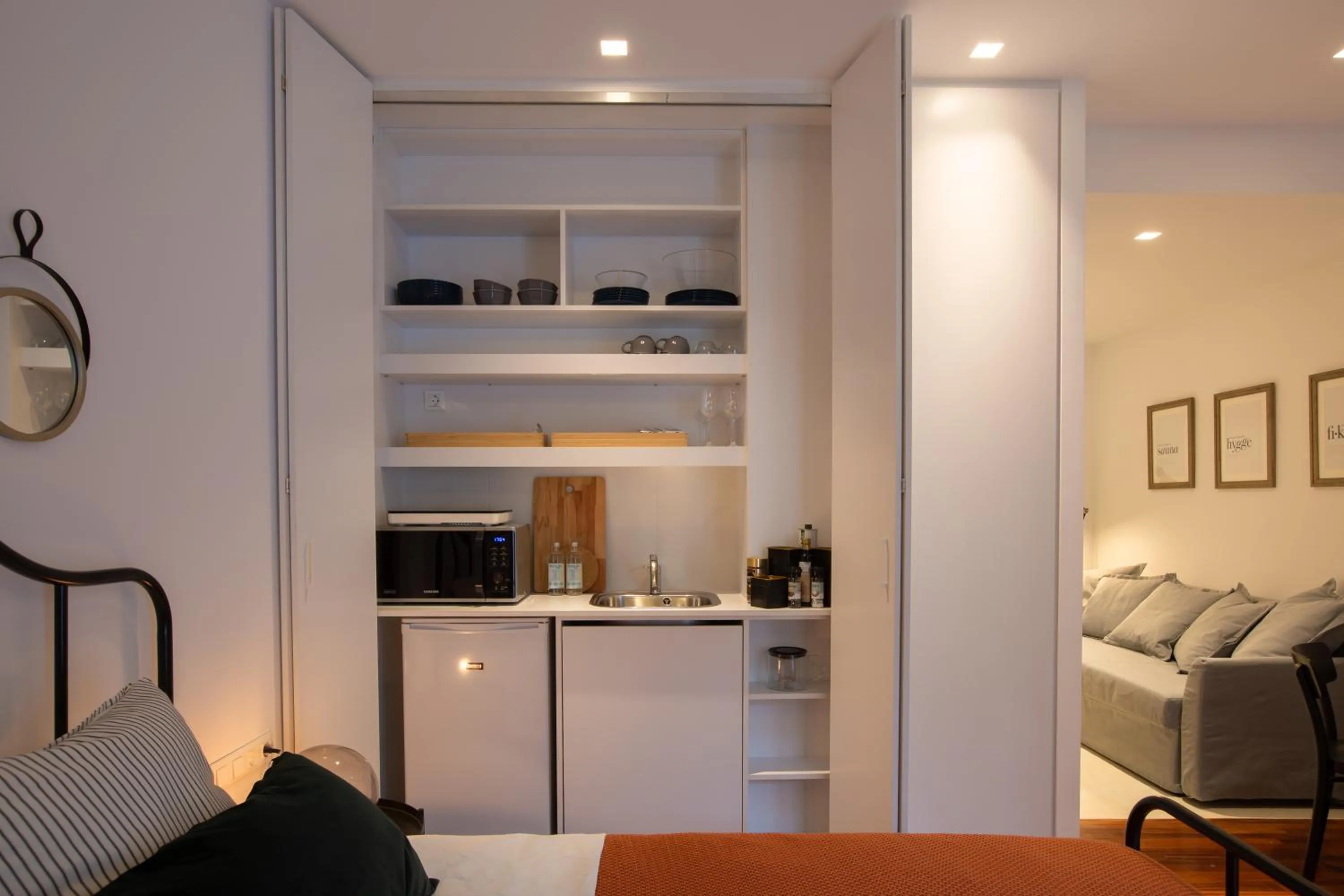 Kitchen or kitchenette in Phaedrus Living: City Centre Luxury Flat Mavromichali