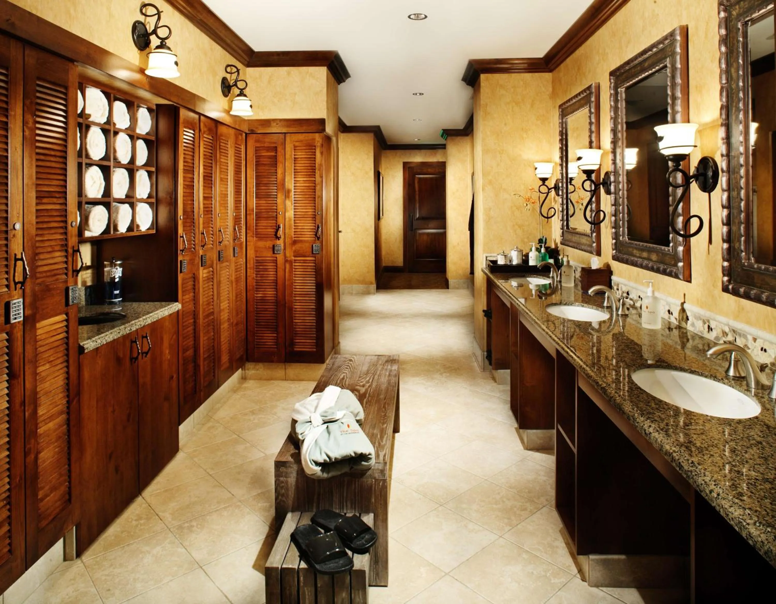 Spa and wellness centre/facilities in The Inverness Denver, a Hilton Golf & Spa Resort