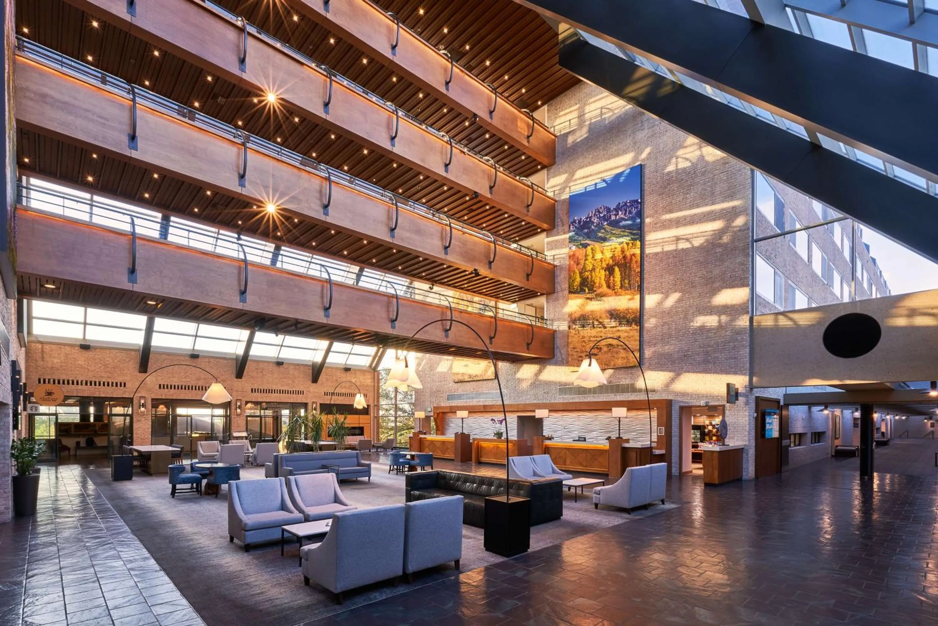 Lobby or reception in The Inverness Denver, a Hilton Golf & Spa Resort