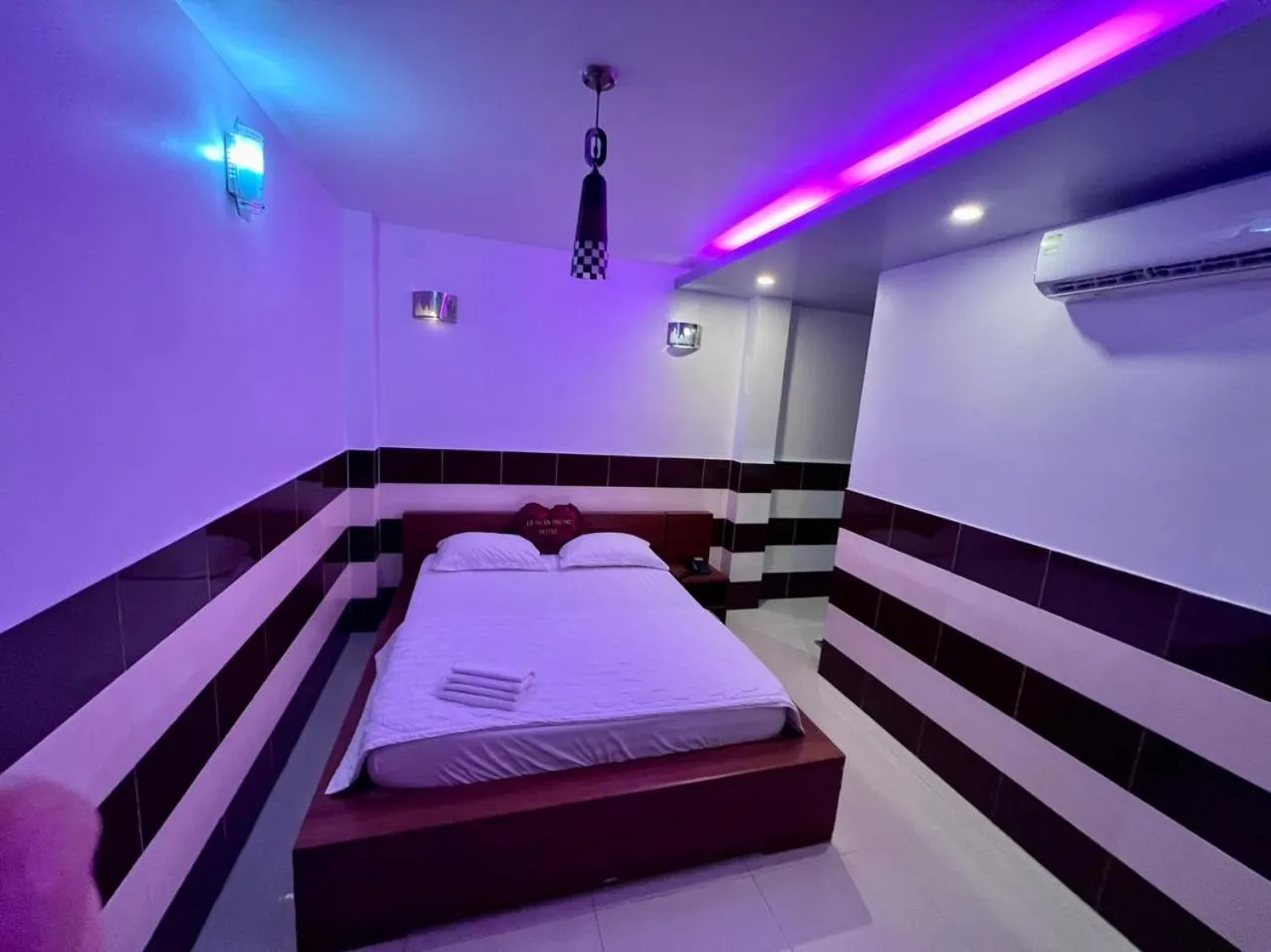 Bed in Lê Ngân Phùng Hotel 79 HOA SỮA PHƯỜNG 7 PHÚ NHUẬN