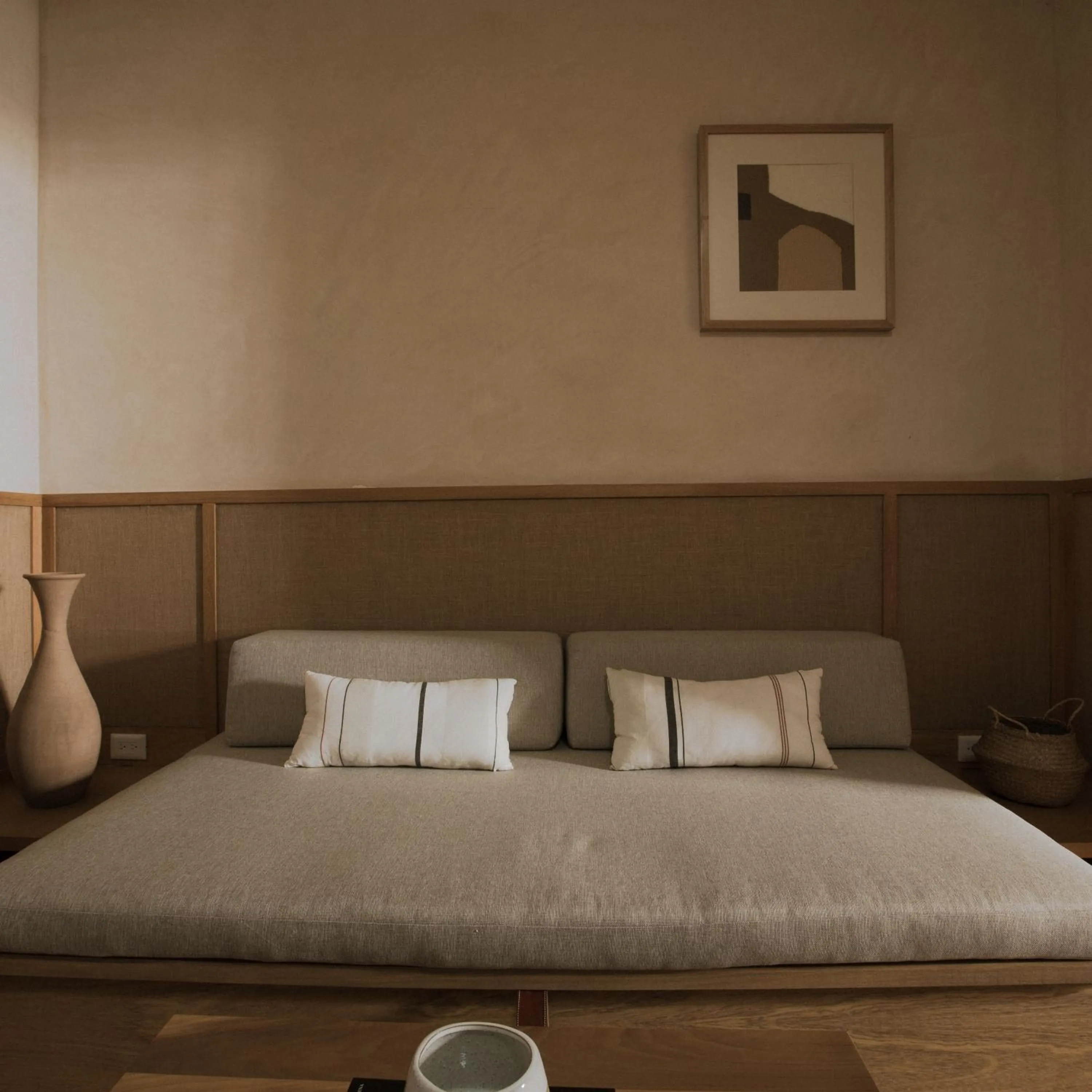 Living room, Bed in Casa Montore by Barrio Mexico