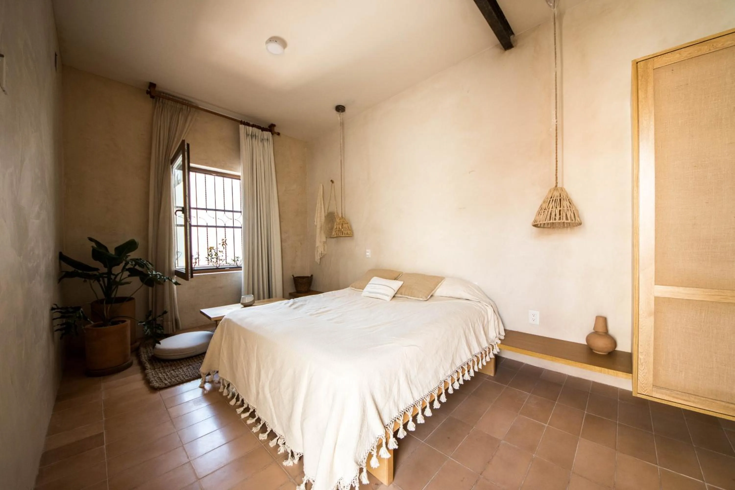 Bedroom, Bed in Casa Montore by Barrio Mexico