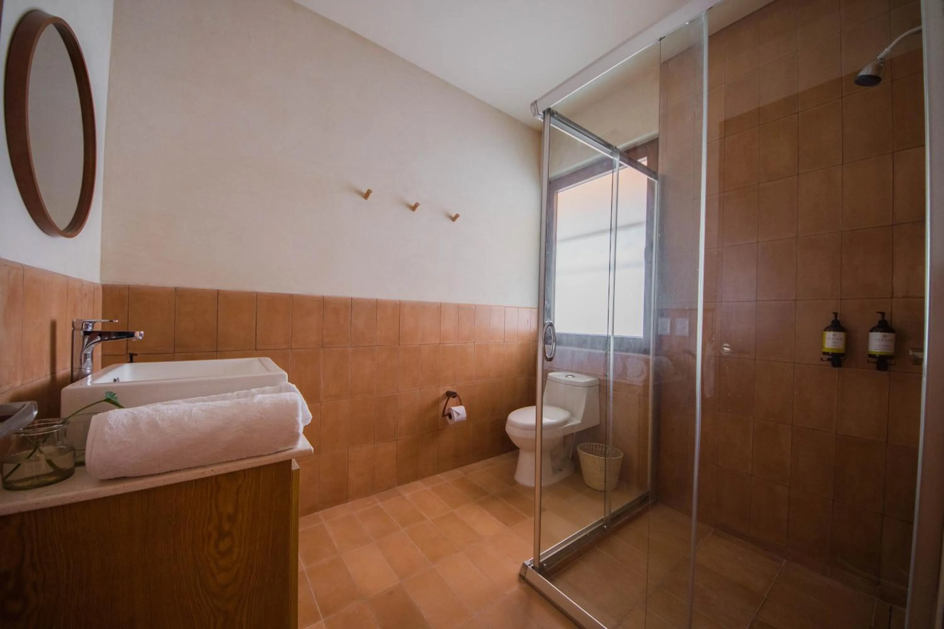Bathroom in Casa Montore by Barrio Mexico