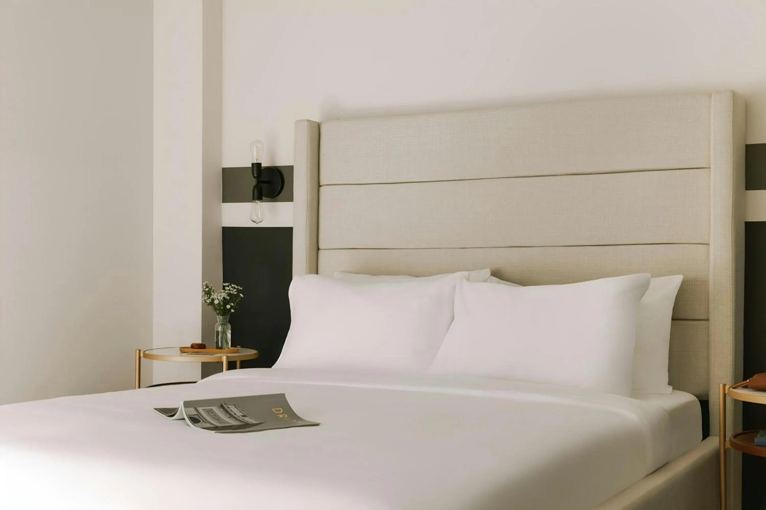 Bedroom, Bed in Sonder by Marriott Bonvoy South Wabash Apartments South Loop