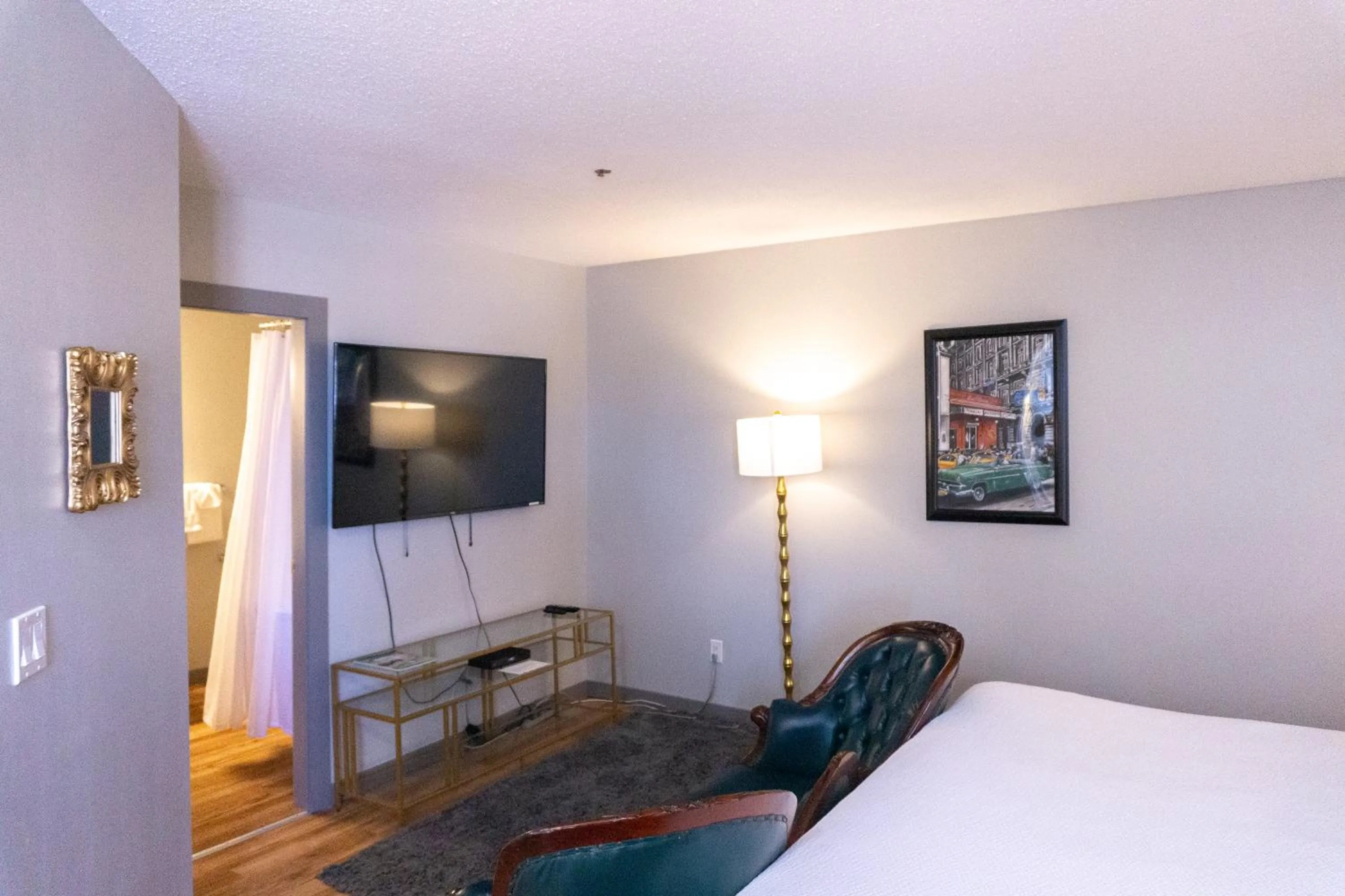 Bedroom, Bed in The Baker Hotel