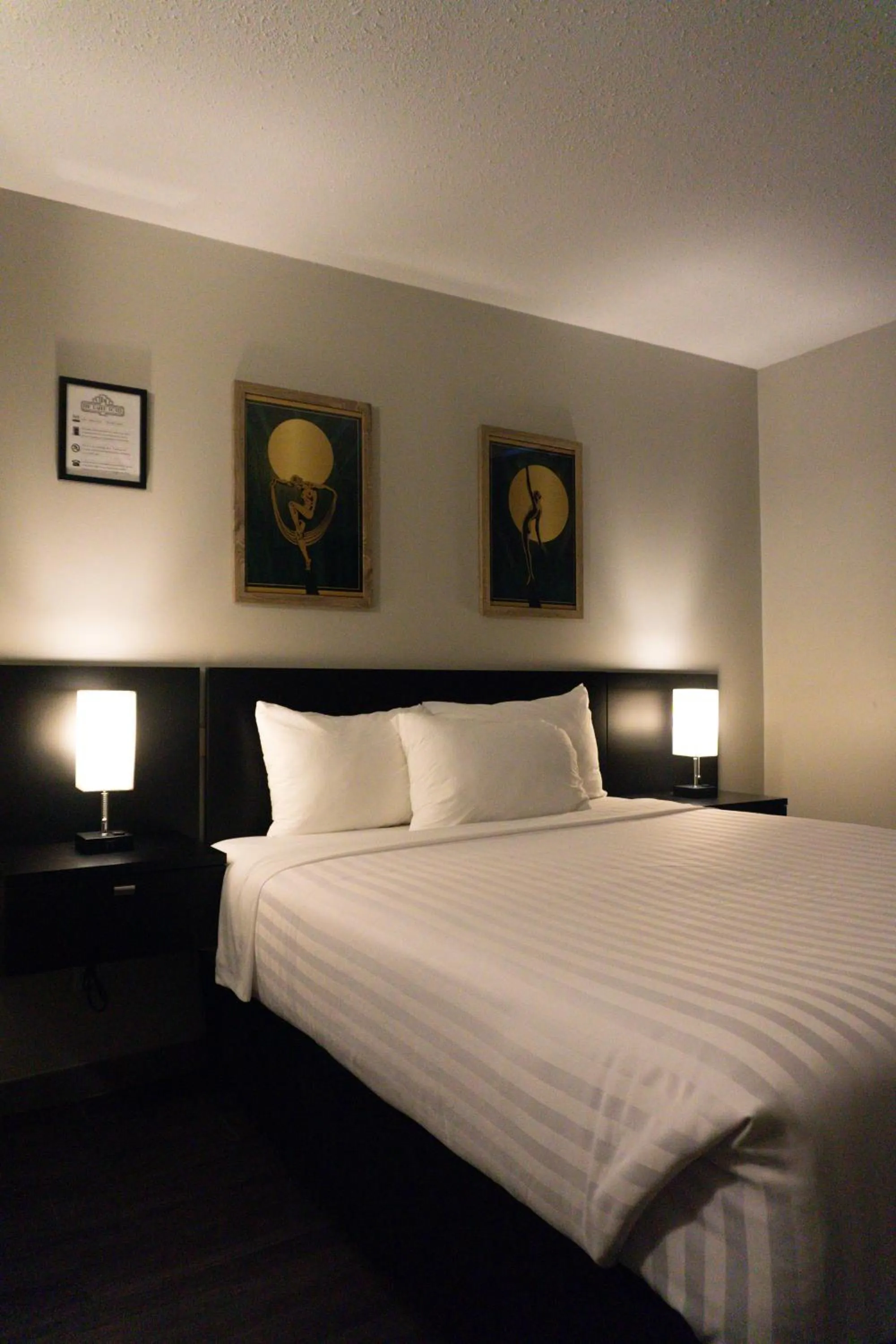 Bedroom, Bed in The Baker Hotel