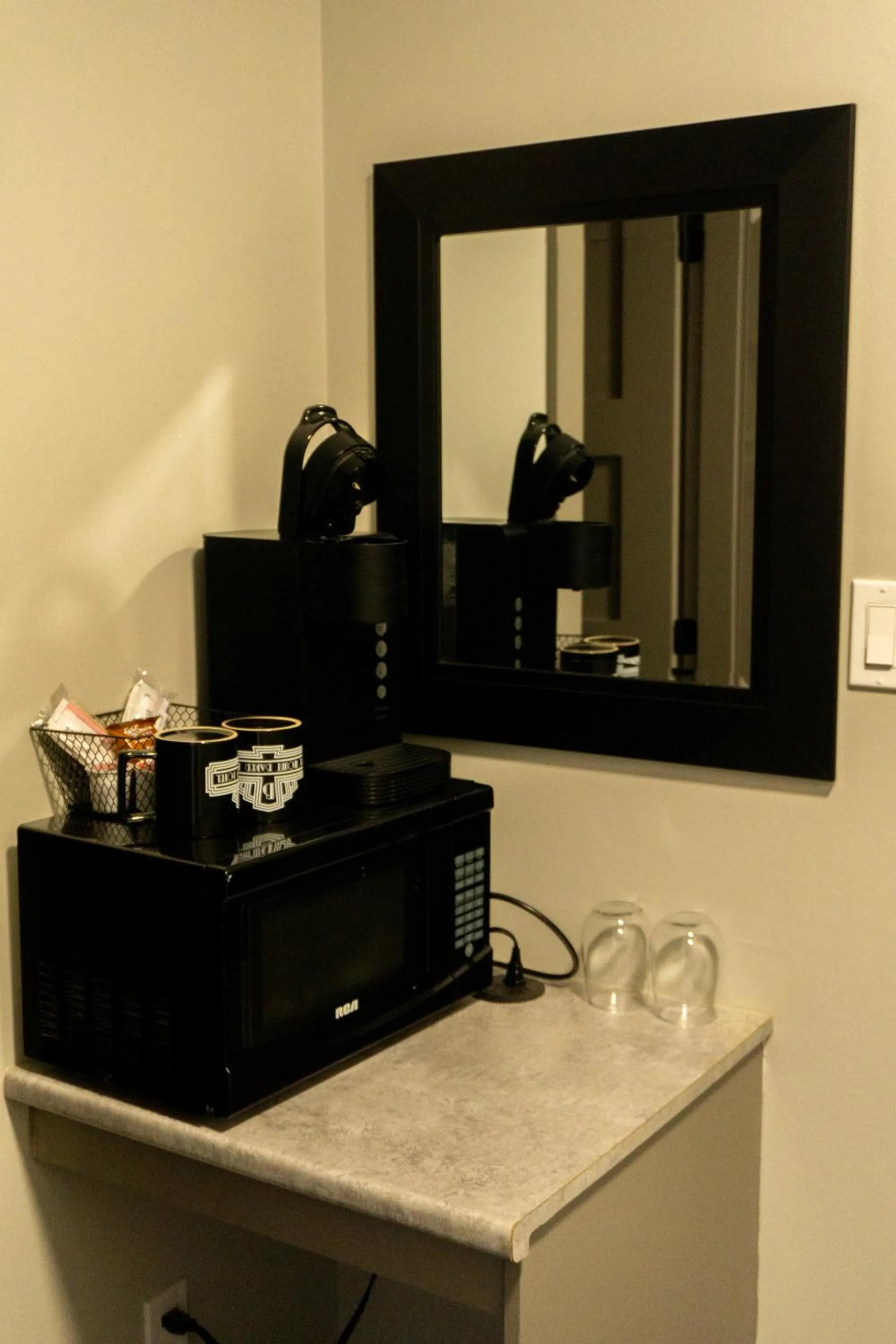 Coffee/tea facilities in The Baker Hotel