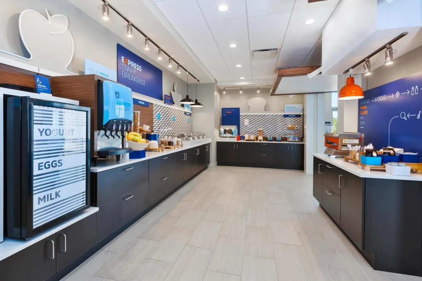 Holiday Inn Express & Suites - Grand Rapids Airport - South by IHG